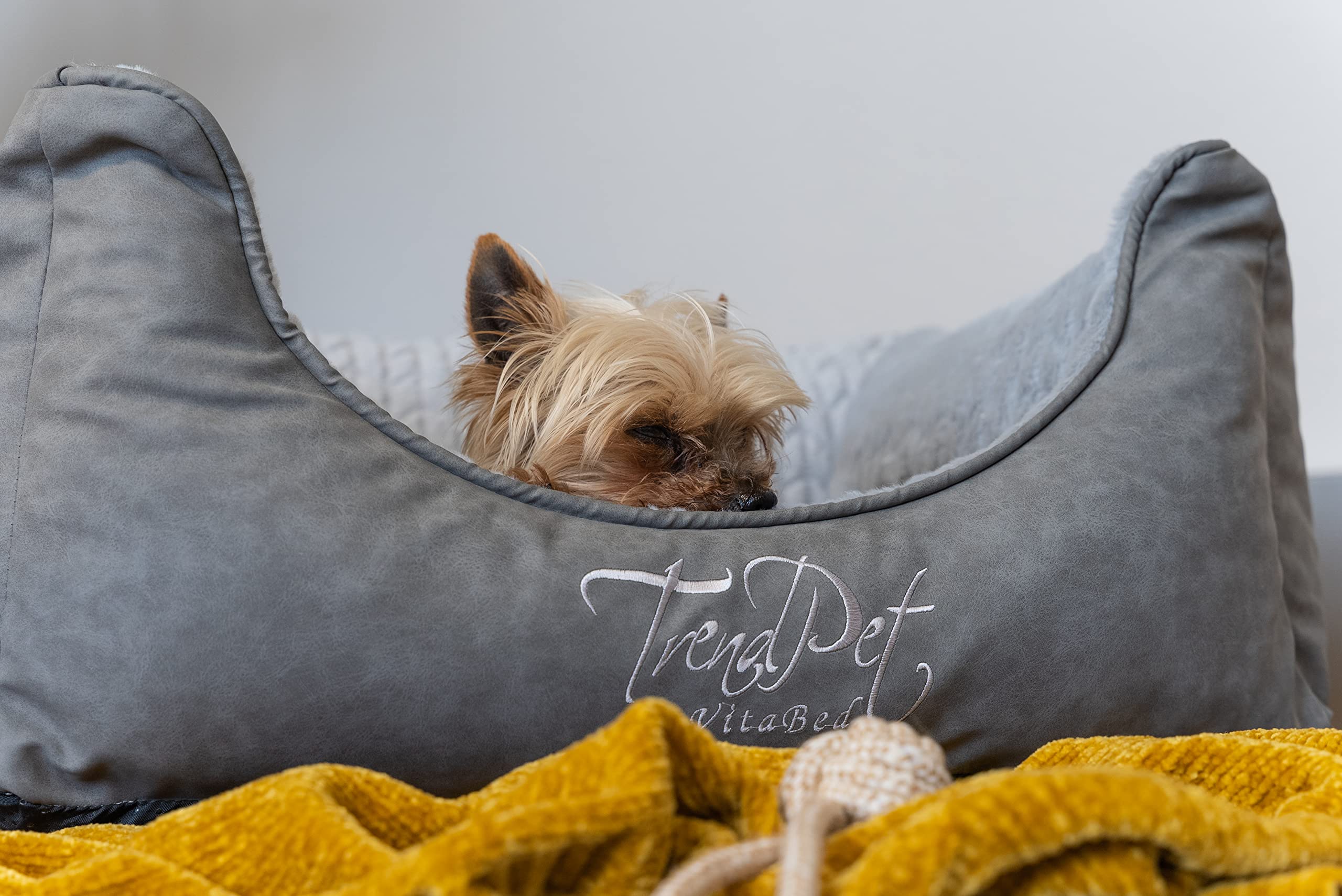 TrendPet VitaBed Style - Orthopädisches Hundebett, außen Kunstleder innen flauschig (100x90cm, Grau)