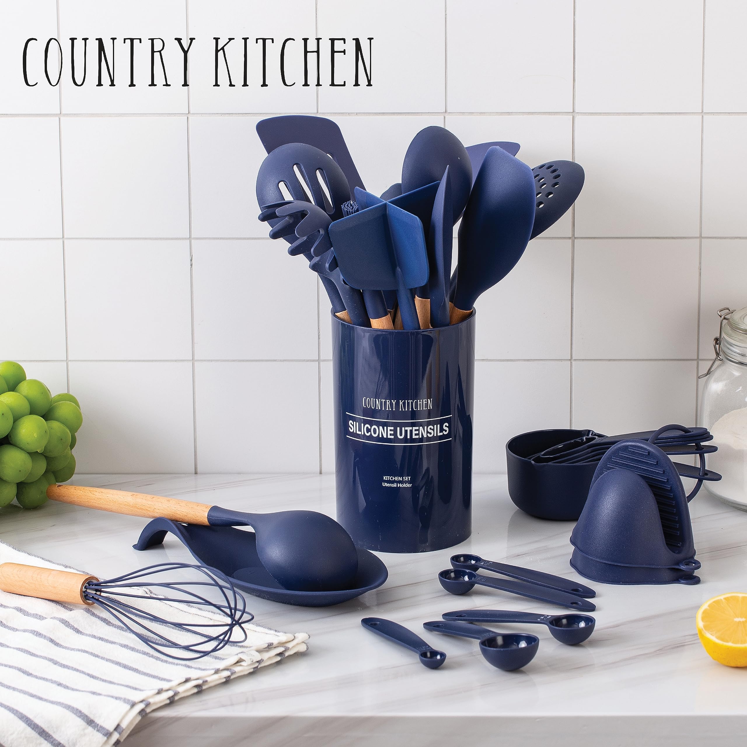 Country Kitchen Juego de utensilios de silicona antiadherente con asas redondeadas de madera para cocinar y hornear, juego de 38 piezas, azul marino