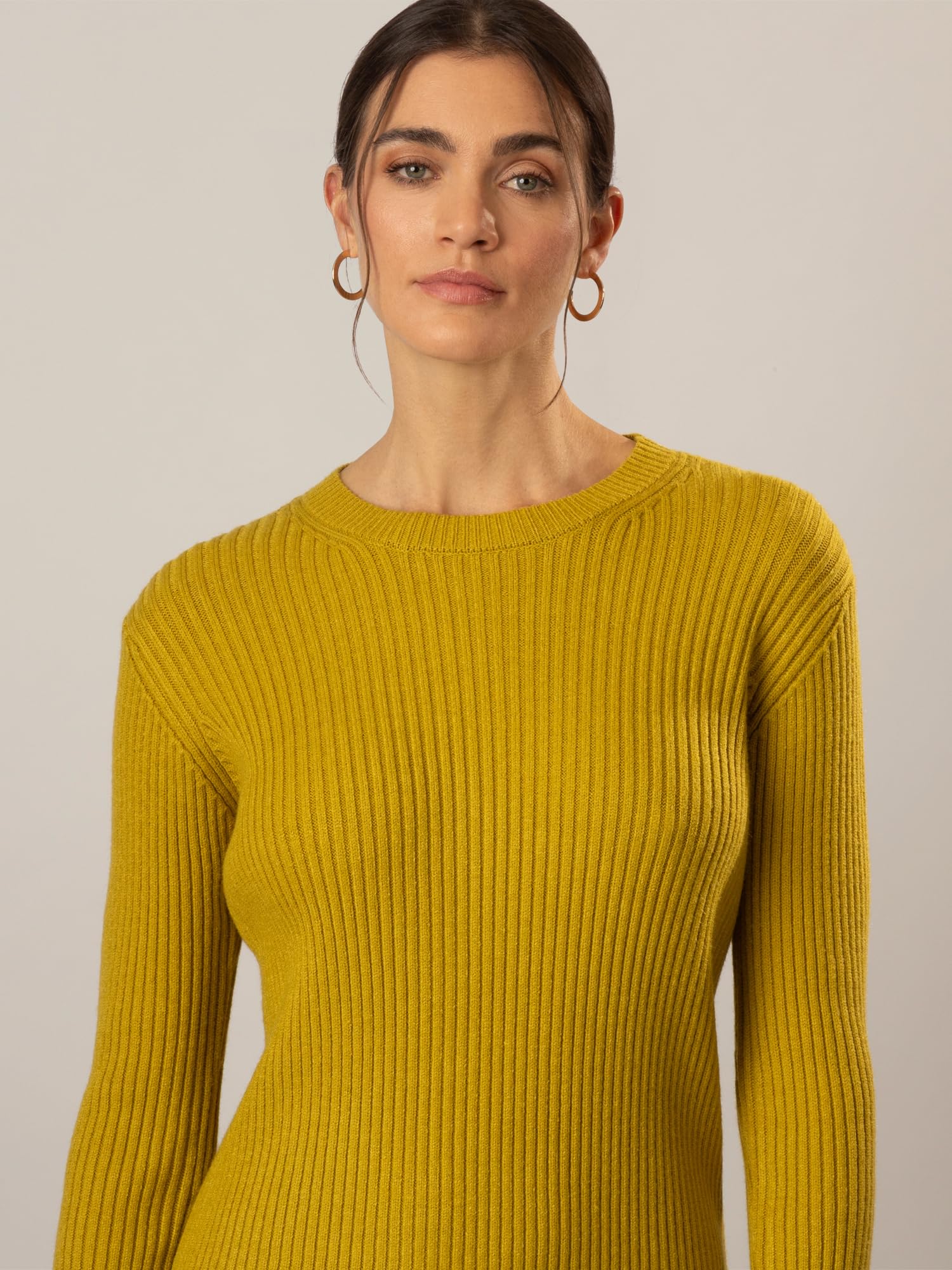 Sukienka Kobiety Apart Strickkleid Im Rippenstrick Aus Einer