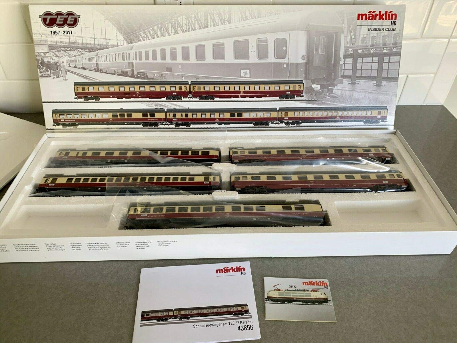 MARKLIN HO German Federal Railroad TEE Parsifal 43856 Express DB