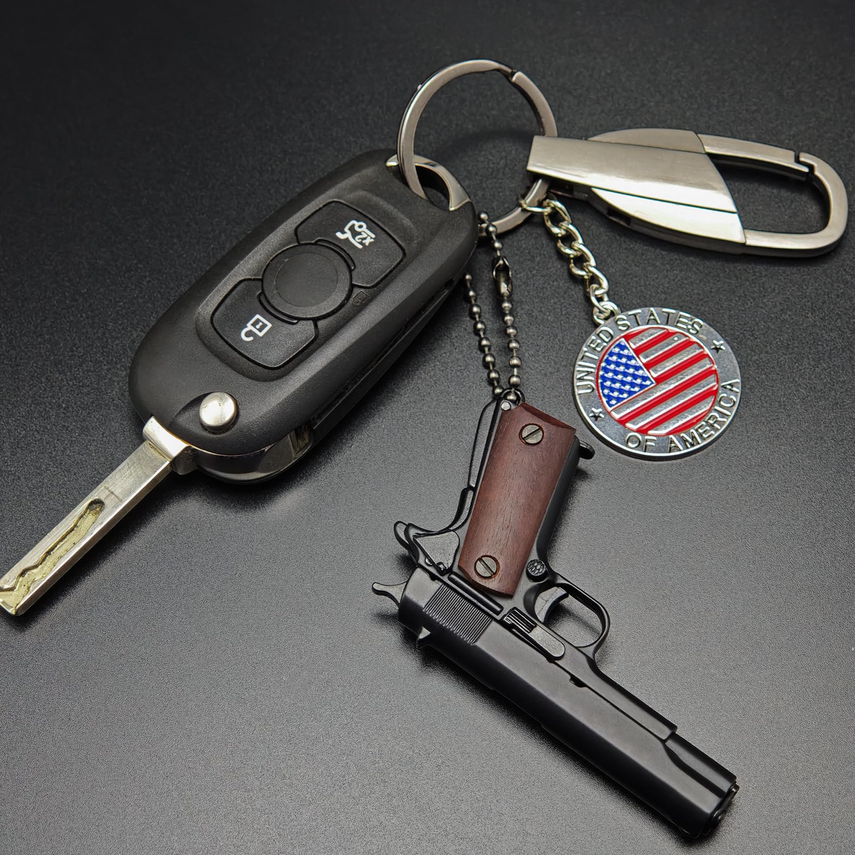 Mini-Schlüsselanhänger mit Pistolenform, kleiner Schlüsselanhänger, Pistolenform, cooler Schlüsselanhänger für Herren, Holzmaserung, schwarz, Einheitsgröße