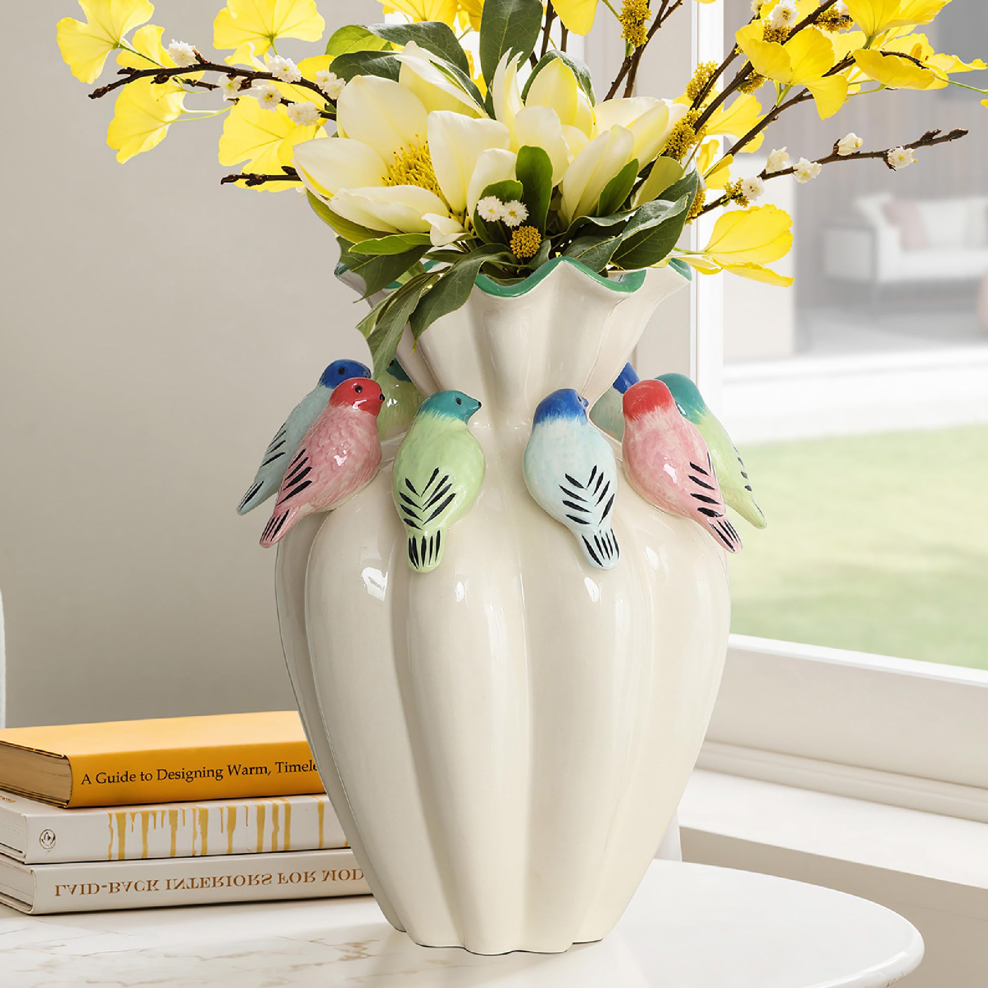 Hometopia Keramikvase Weiß, Moderne Blumenvase groß mit bunten 3D-Vögeln, extravagante Tischvase für Frischblumen, Trockenblumen & Pampasgras, 38,8cm