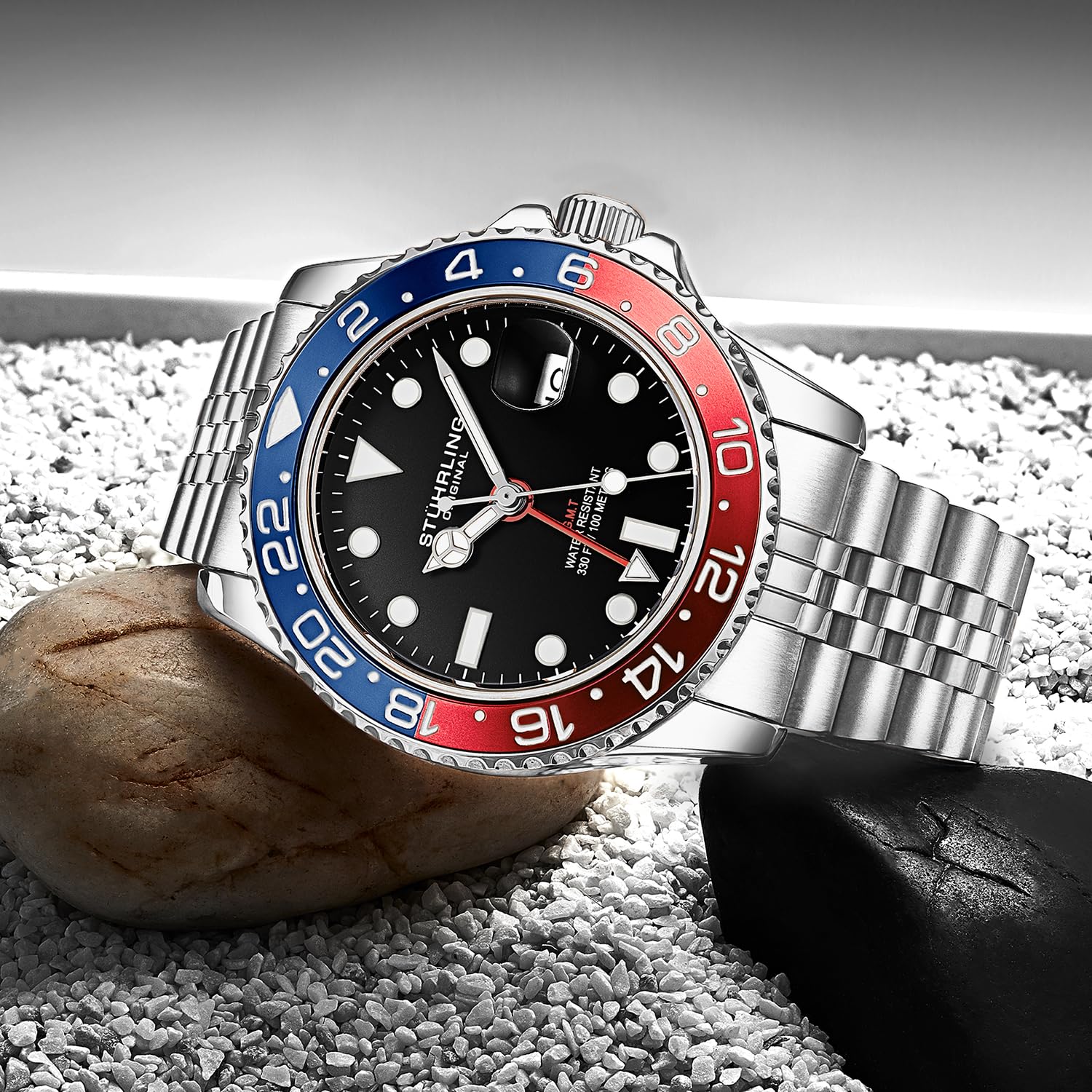 Stuhrling Original Herren-Armbanduhr mit Edelstahl-Jubilee-Armband und GMT-Funktion – 42 mm Quarz-Analog-Armbanduhr für Herren, Quarzuhr, Edelstahlgehäuse, Freizeituhr, wasserdichte Uhr