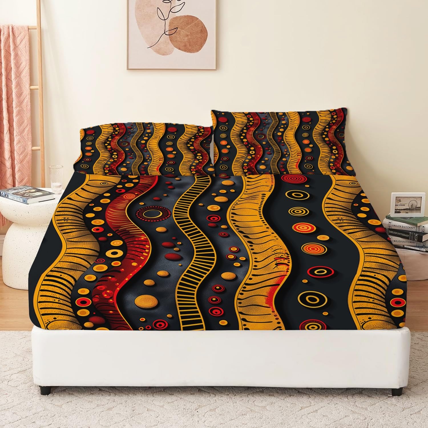 Prześcieradło z gumką 160 x 200 cm, tradycyjny wzór w paski, ochraniacz na materac z mikrofibry, antypoślizgowy design, na materace do 30 cm, czarno-żółte