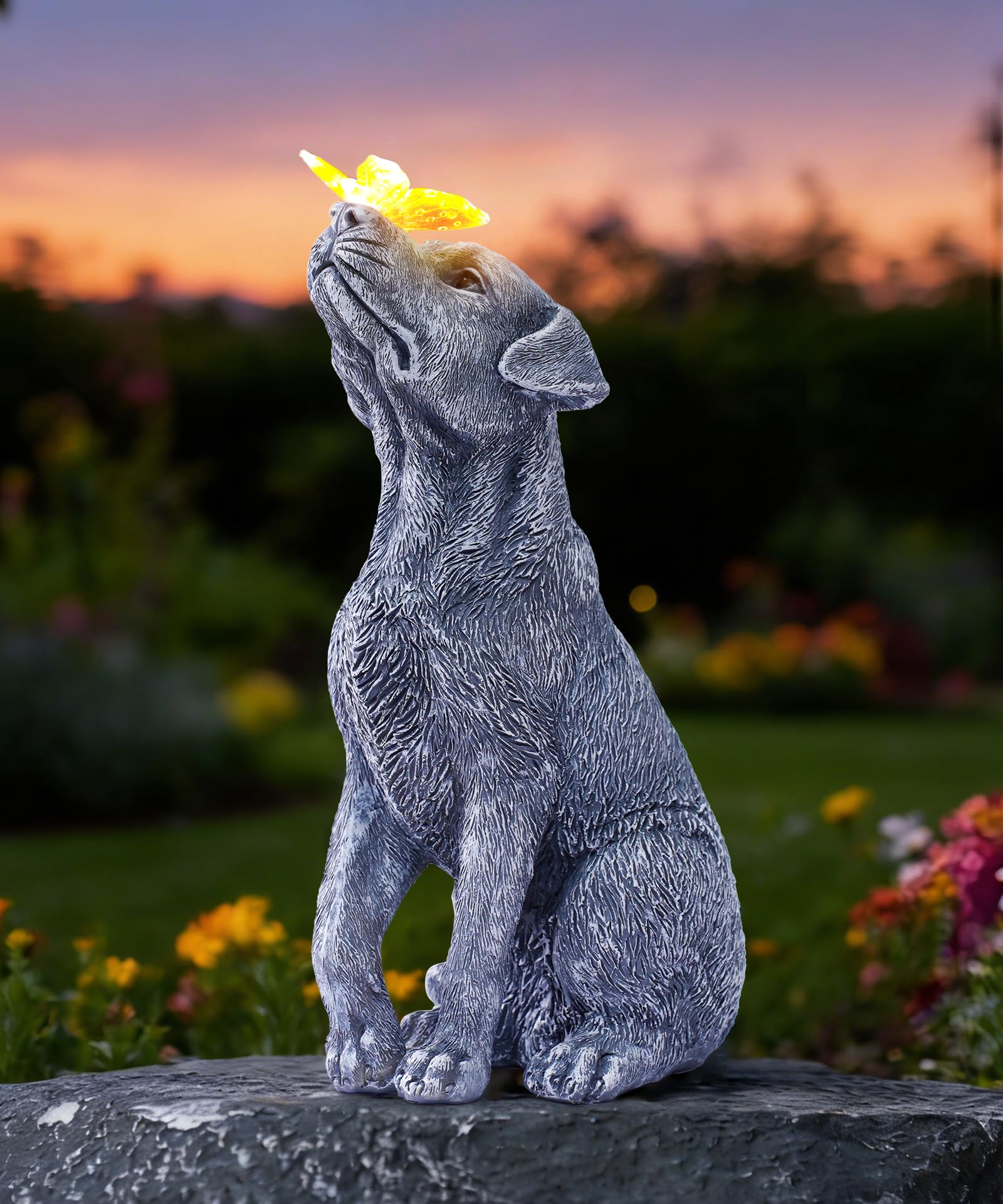 Yeomoo Hund Figuren mit Schmetterling Solar Deko für Außen: Lustige Hunde Gartendeko Hundebesitzer Geschenk für Frauen Mama Vatertagsgeschenk für Papa Wasserdicht Deko für Garten Balkon Zimmer