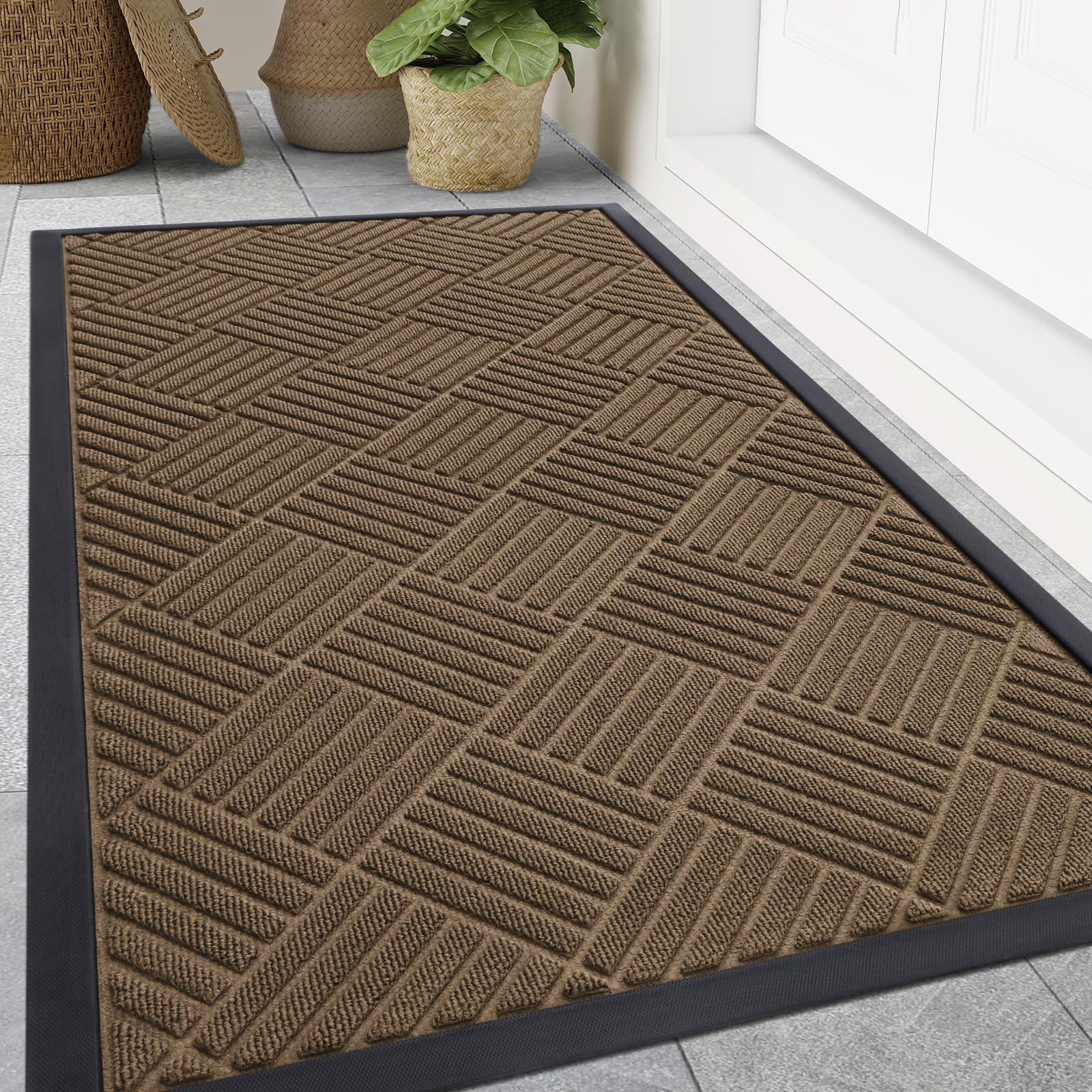 Smiry Front Door Mat Outside Entrance, Heavy Duty Outdoor Indoor Natural Rubber Doormat, Non Slip, Trap Dirt and Moisture, Easy Clean, Low Profile Patio Porch Entryway Mat, 59x35, Brown