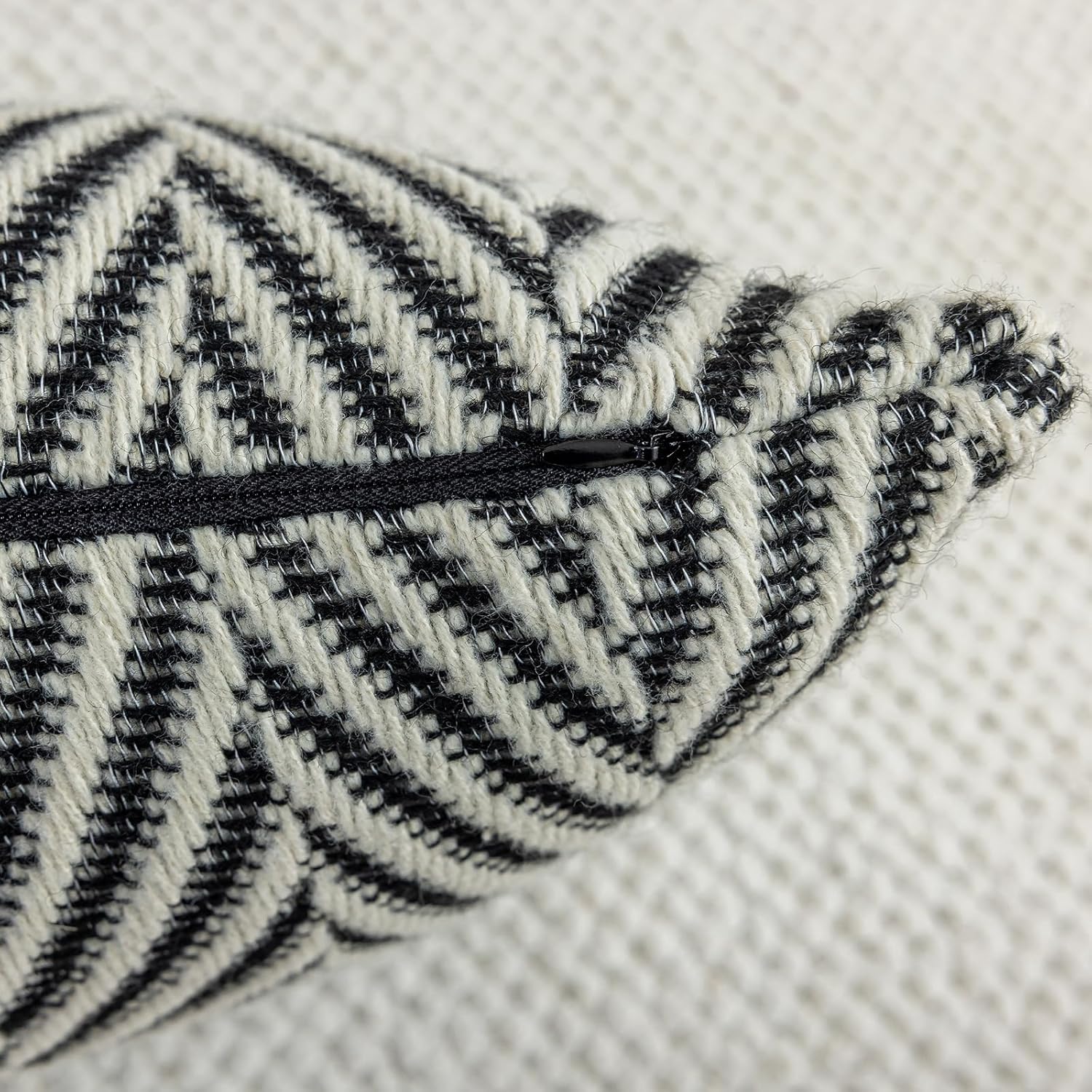 vctops Boho Throw Pillow Cover Black and White Knitted Woven Pillow Cushion Cover Arrow Knit Decoration Square Pillowcase for Sofa Couch Bedroom Living Room - 18"x18" - Image 6