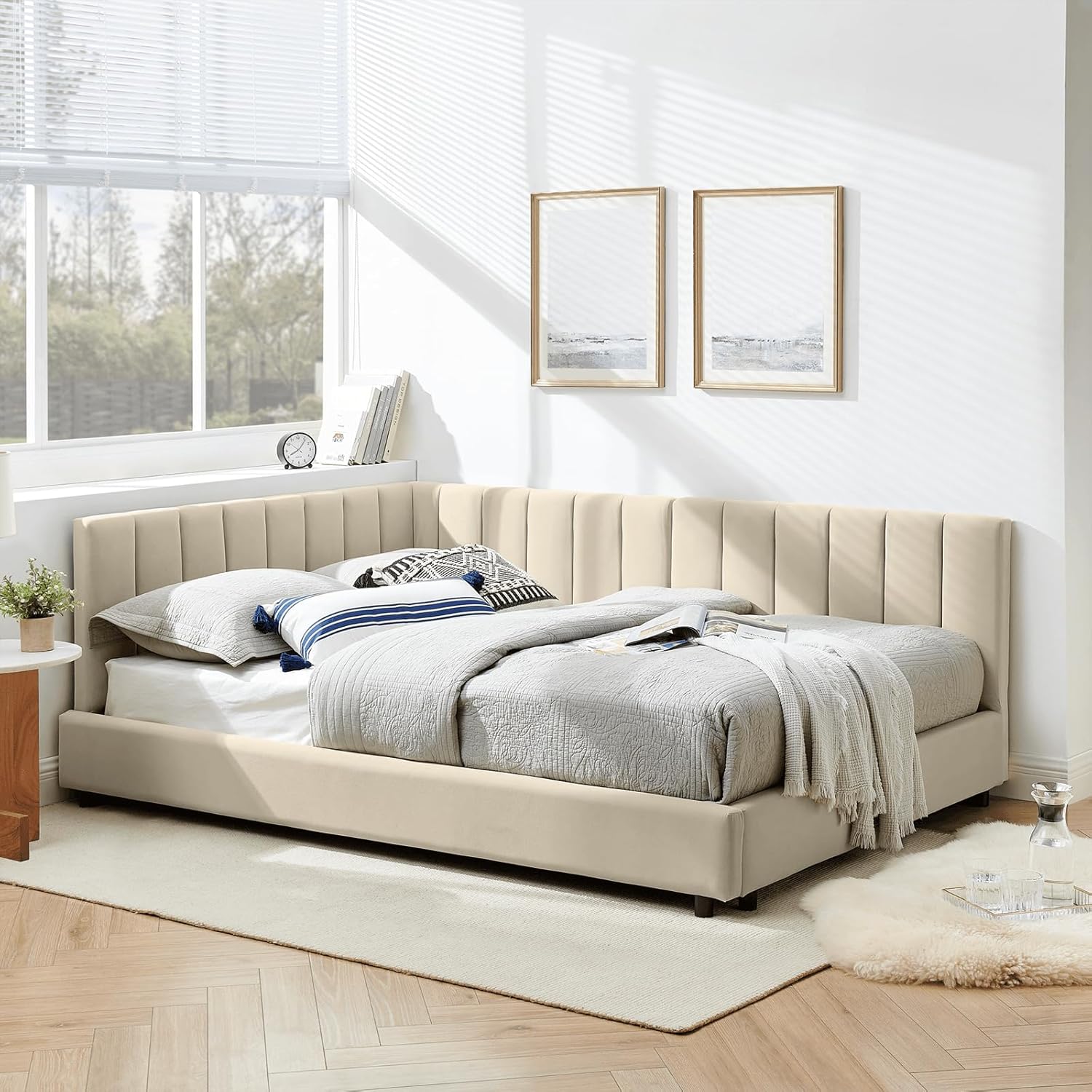 Antetek Full Size Day Bed, Modern Tufted Velvet Comfy Upholstered Corner Sofa Bed Daybed Frame with Wooden Slats for Bedroom Guest Room Living Room, No Box Spring Needed, Beige