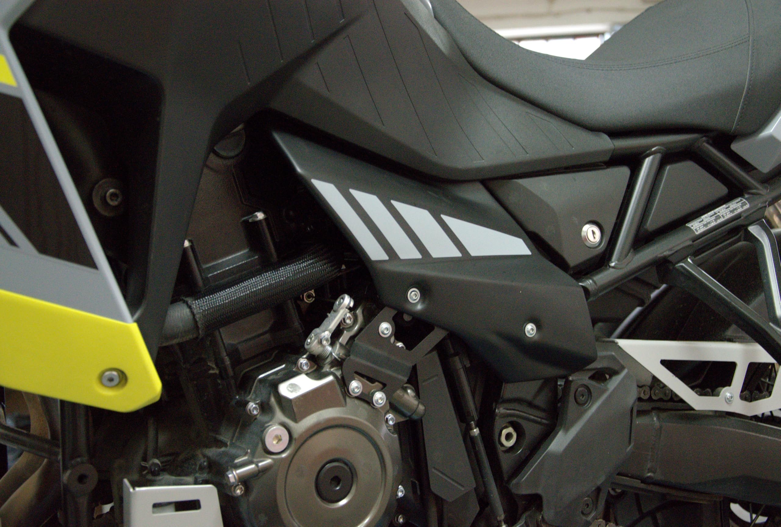 Coperture laterali per il flusso d'aria compatibili con Suzuki V-Strom 800 DE/SE/RE 2023-2026