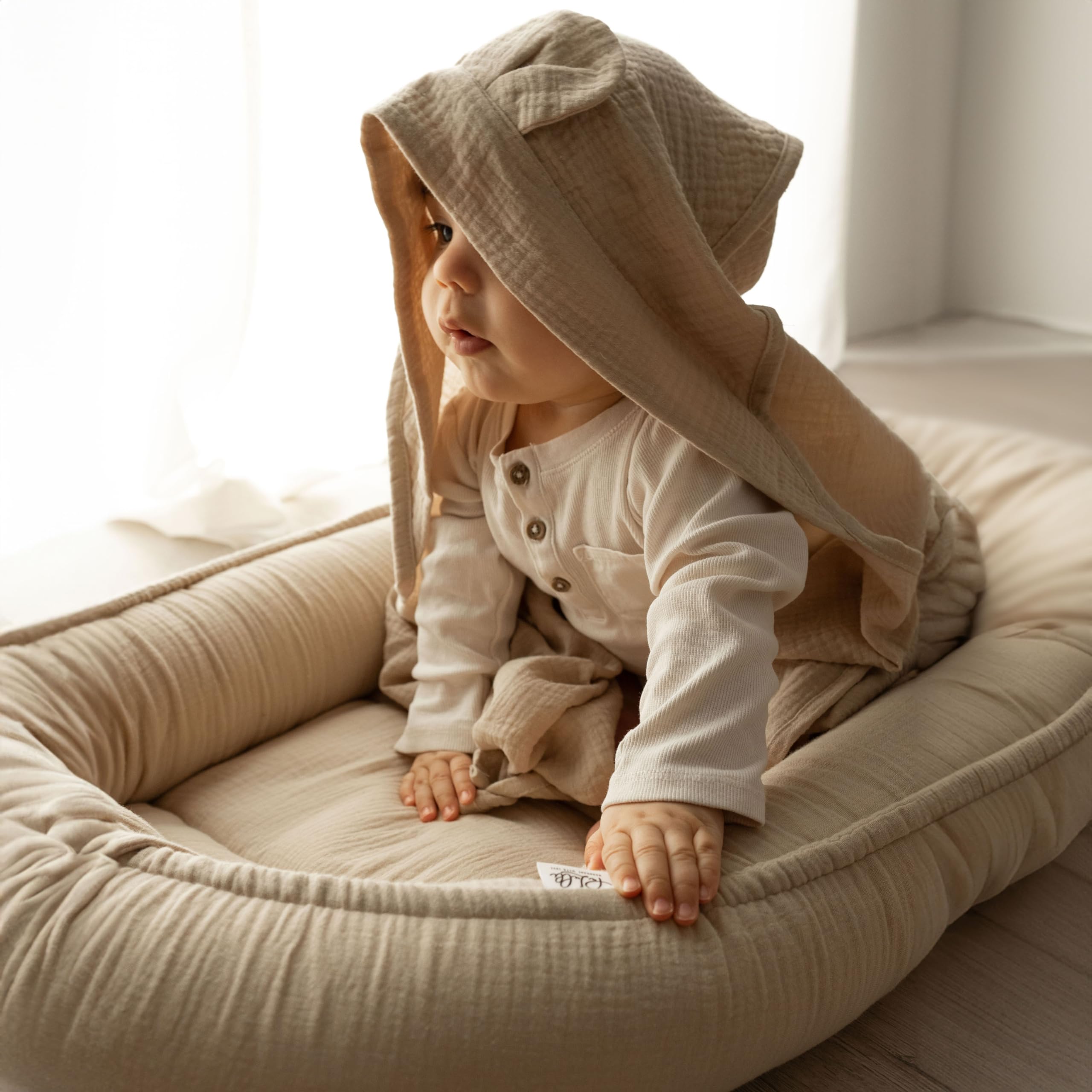 PaLulli Cocon pour bébé en 100% Coton Mousseline Premium, nid Douillet 100x60cm avec Rabat à Fermeture Velcro, Matelas à Langer, lit Douillet, Cocon pour lit de bébé - bébés et Nourrissons (Beige)