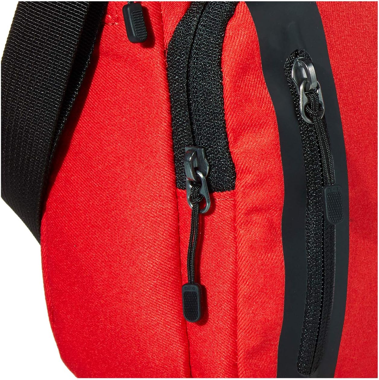 nike core tech s items schultertasche