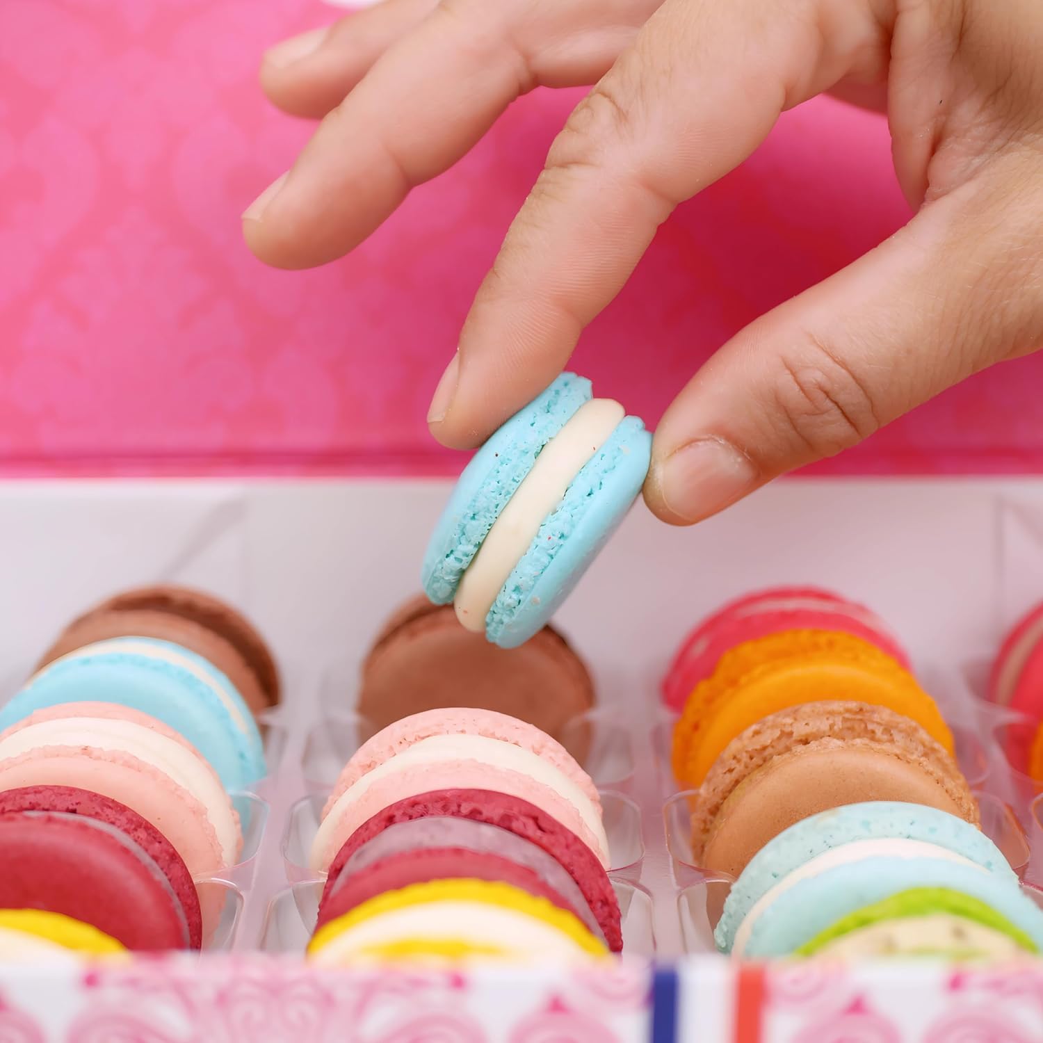 French Macarons Gift Box – 20 Assorted Flavors – Handcrafted Cookies with Authentic Parisian Recipe – Gluten-Free Macaroons – Gourmet Snack or Dessert Treat – Fresh Baked Upon Order
