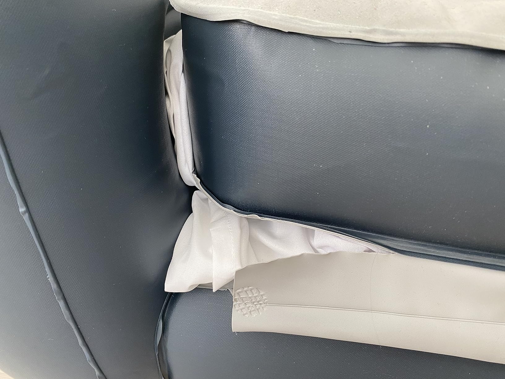 YAWN AIR Inflatable Chair Bed with Electric Pump Converts into a