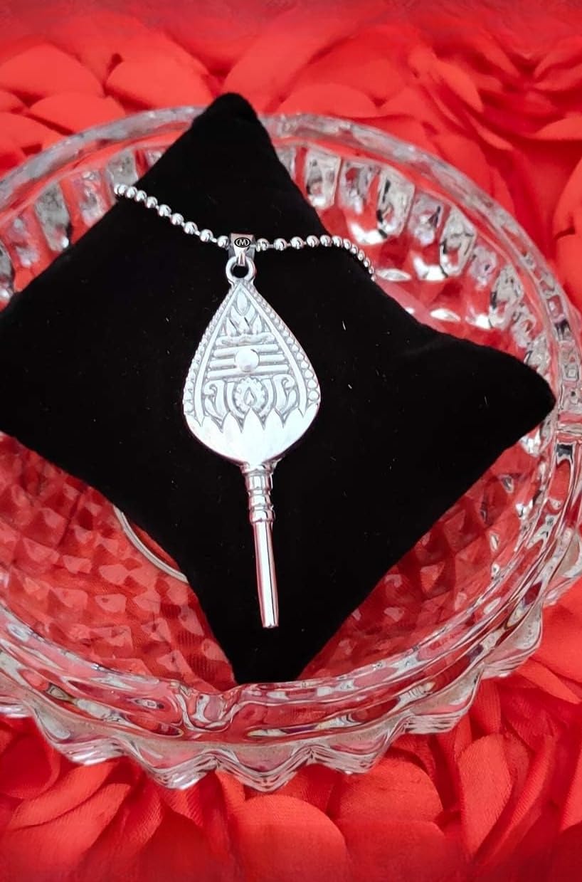 M Men Style Tripundra Murugan Vel Subrahmanya Silver Metal,Stainless Steel Pendant Necklace Chain For Unisex Adult