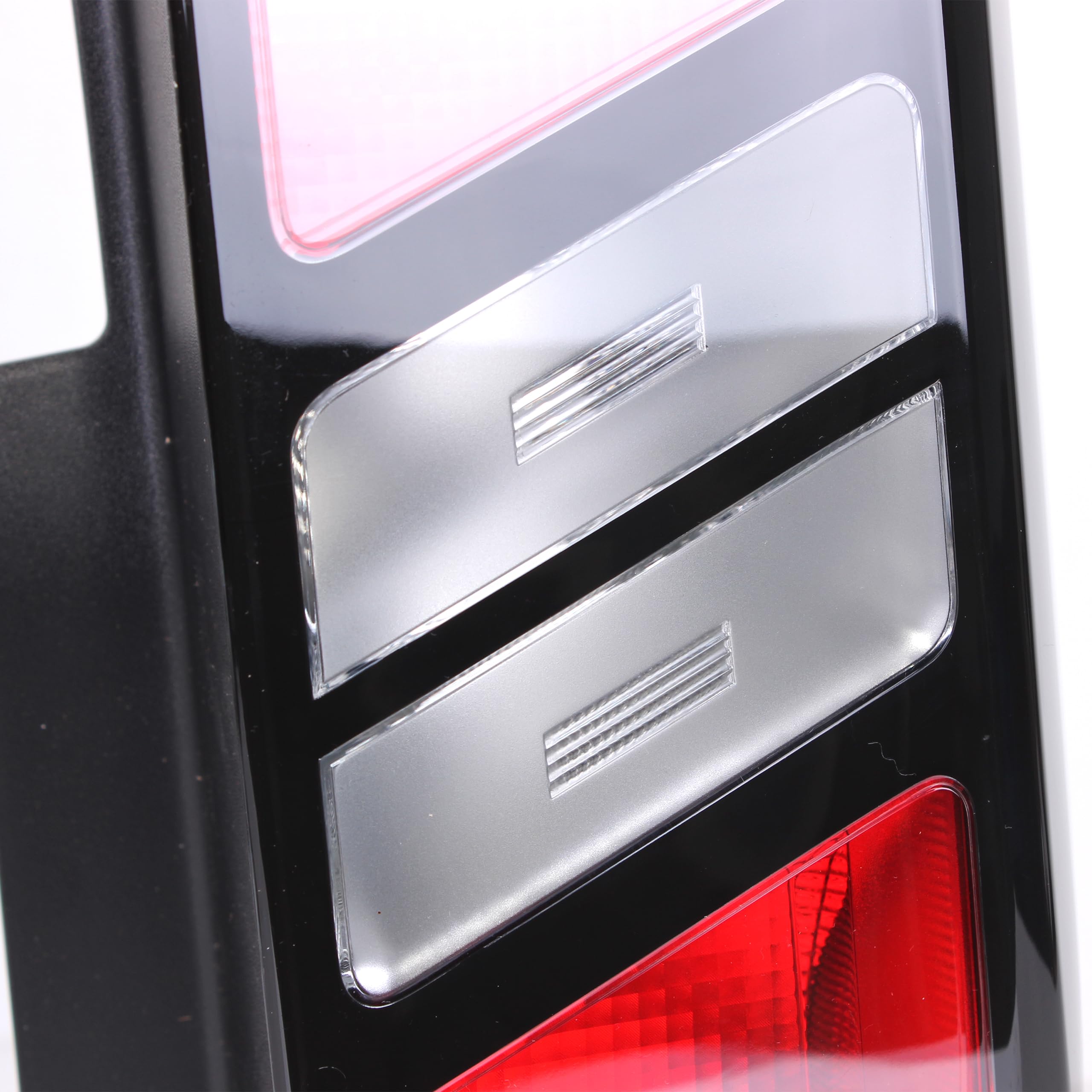 INLY 2728870 PZ3113404AD - Faro trasero trasero derecho rojo compatible con Transit Custom (a partir de 2023)