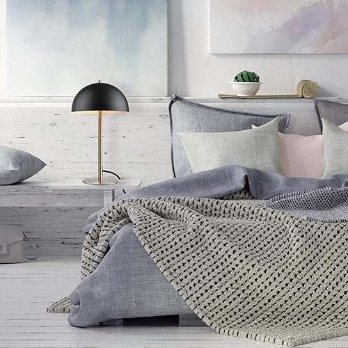 Miniatura 2 de GLOBE Electric 52938 Luna - Lámpara de escritorio de 15 pulgadas, negro mate, detalles de latón mate, interruptor basculante de encendidoapagado en