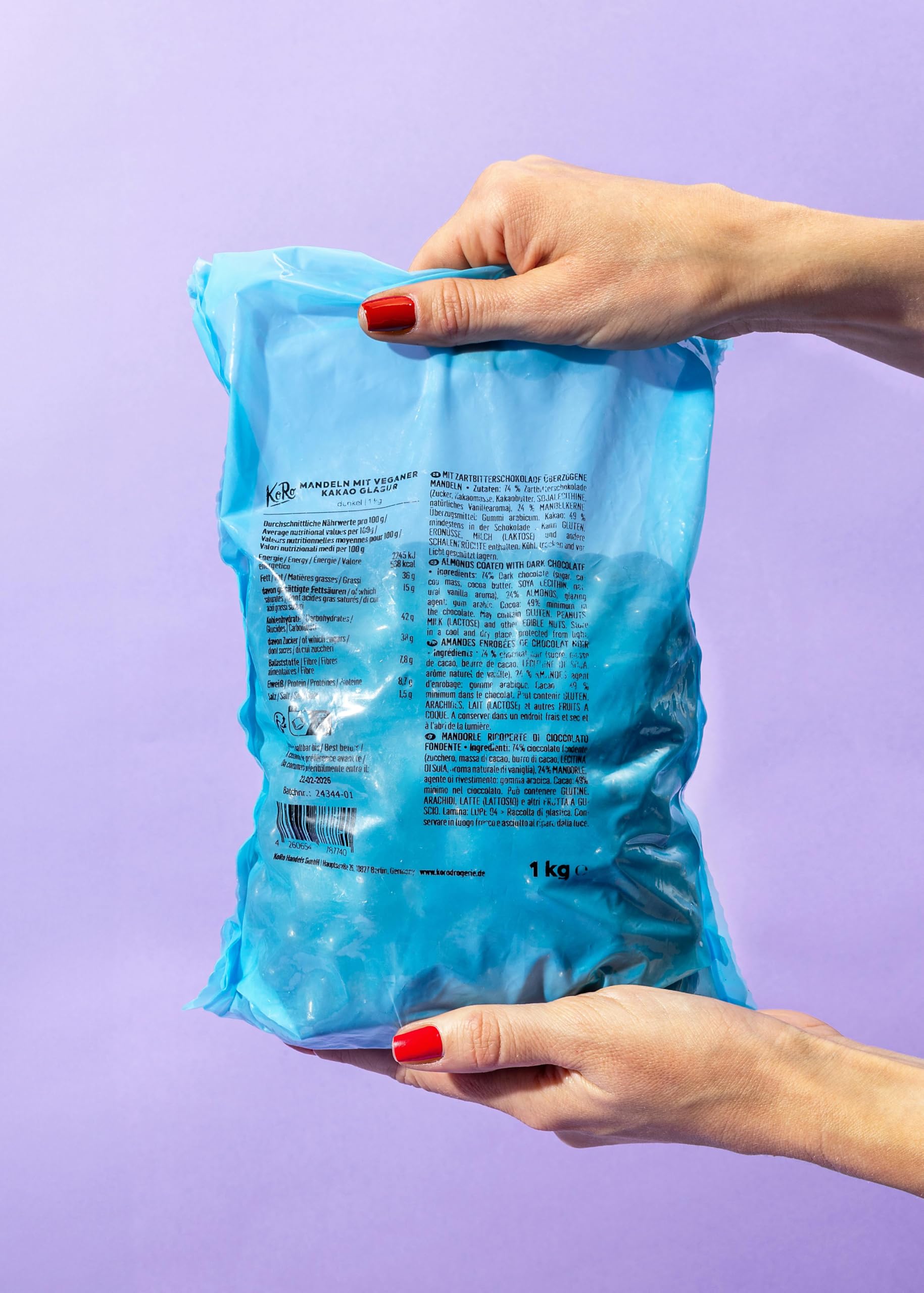 KoRo - Vegane Schokomandeln 1 kg - Zarte Kakaoglasur - Herrlich schokoladig - Knackige Mandeln