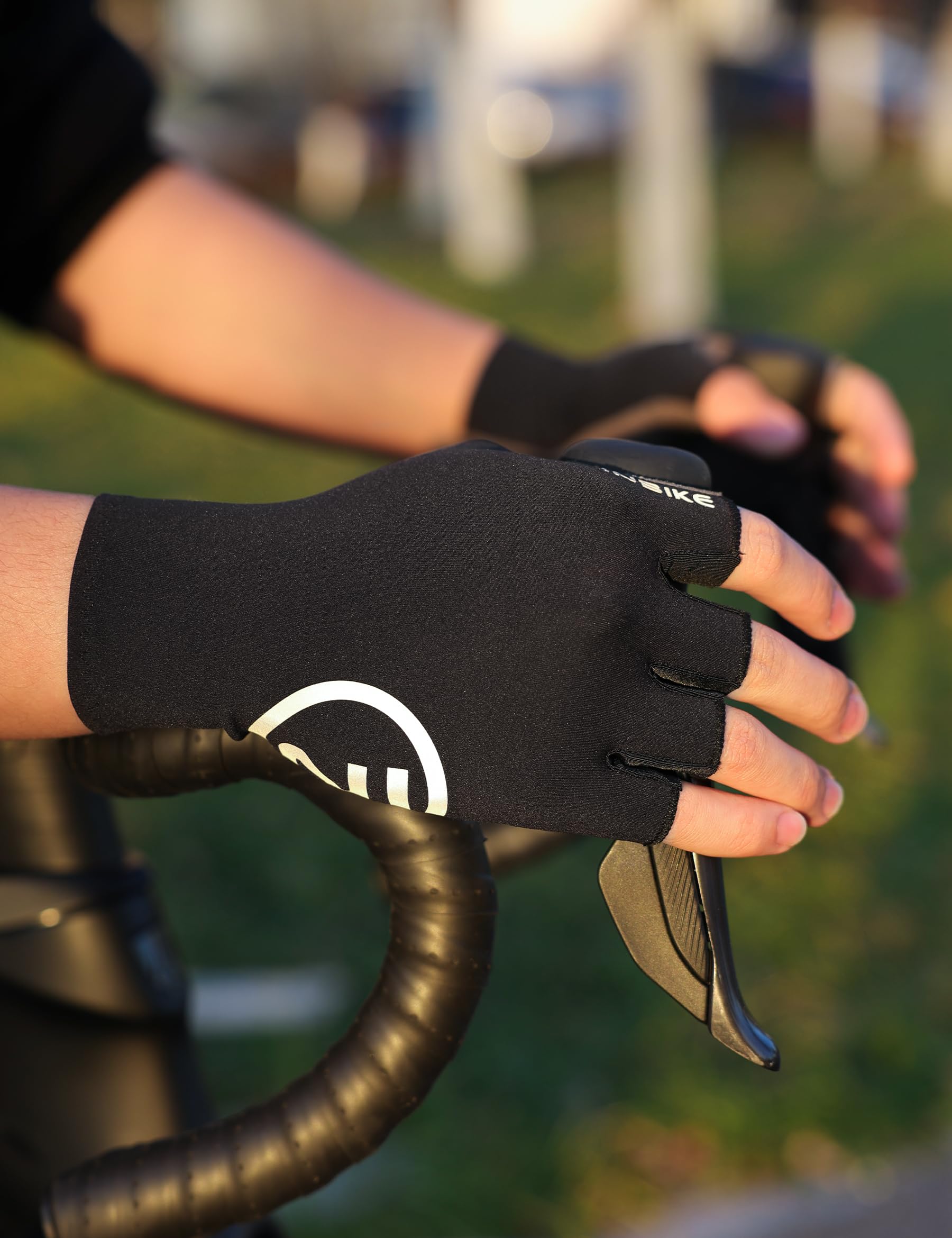 INBIKE Cycling Gloves for Men Women, Breathable Bike Gloves Lightweight Half Finger Biking Glove Mountain Road Bicycle