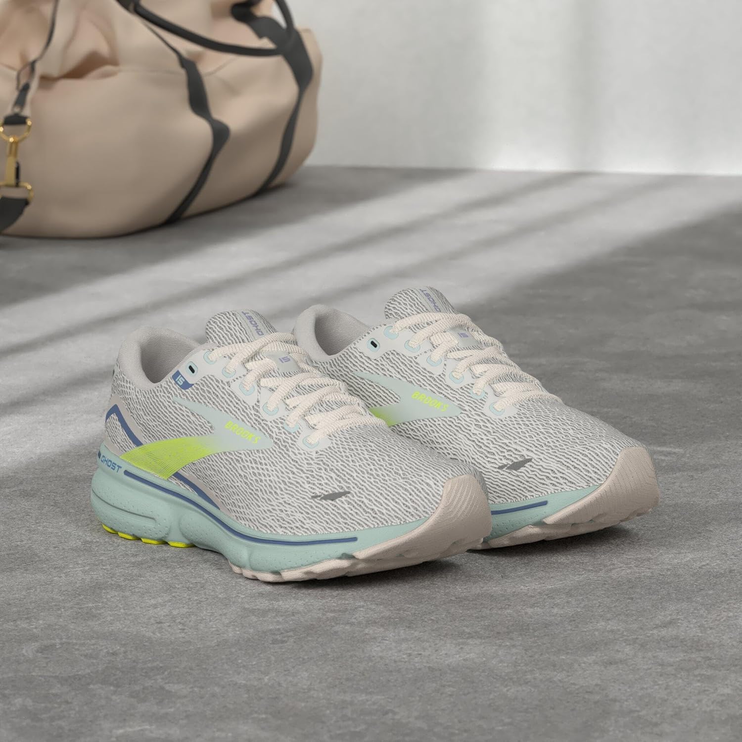 Brooks Ghost 15 Women's: Smooth Neutral Everyday Runner 3 81TZe4JpFmL. AC SL1500