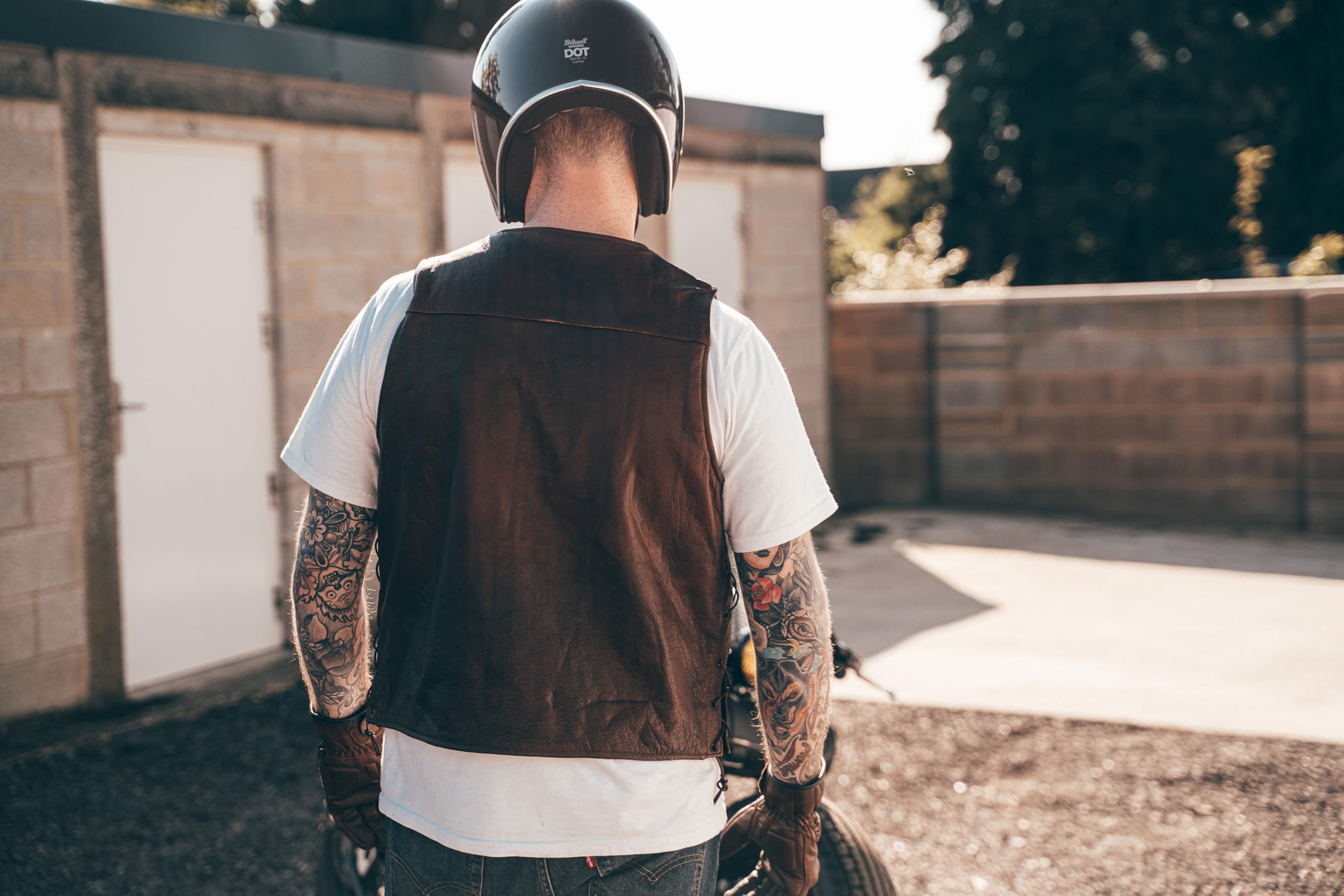 Texpeed Chaleco de cuero para moto - Cuero de motocicleta para hombre - Bolsillos con cremallera originales de motorista/Ajuste de chaleco con lados trenzados