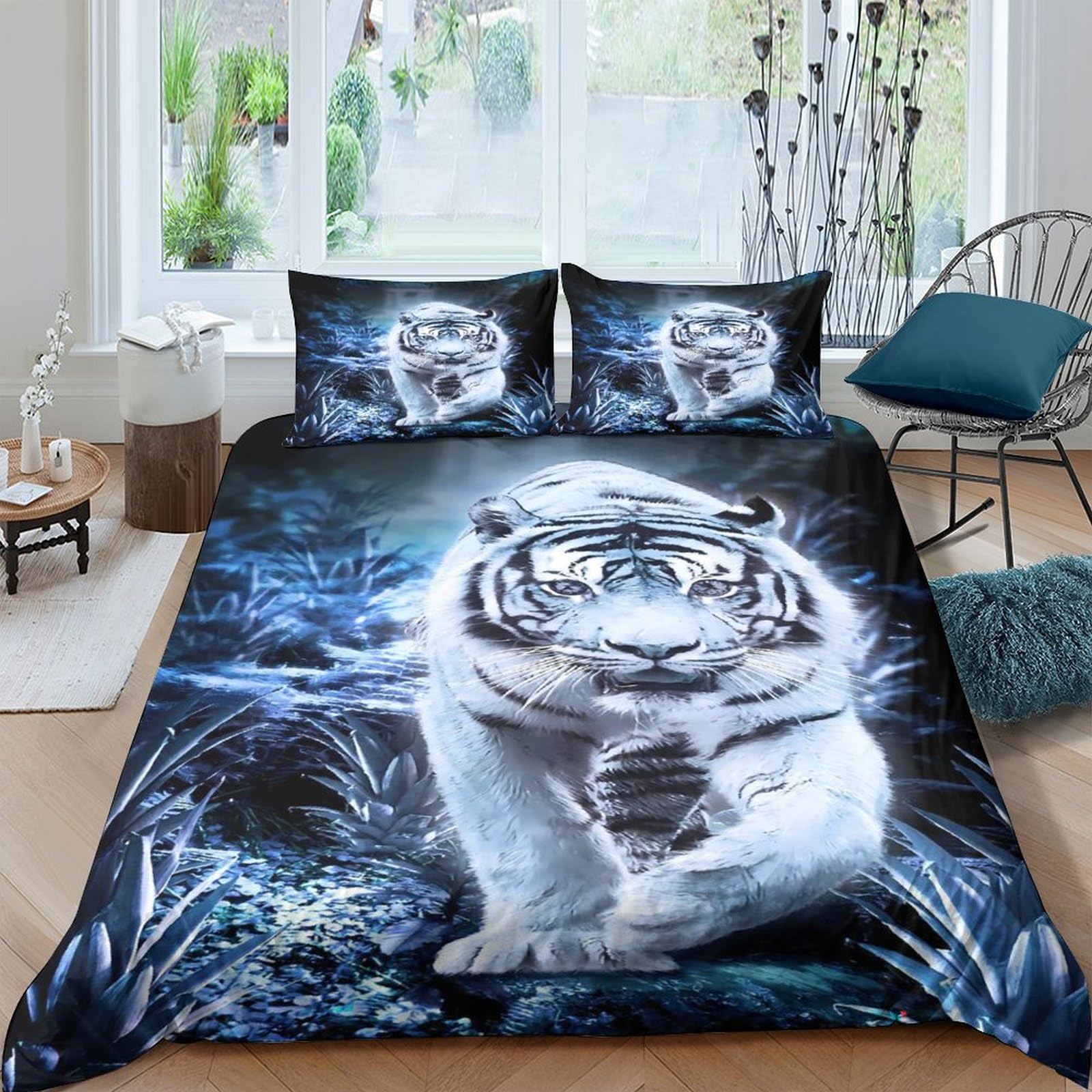 TUFRTGYHN 3D Printed White Tiger Duvet Cover Microfiber Soft Breathable Blue Forest Bedding Set with 2 Pillowcases for Bedroom Decor Single（135x200cm）