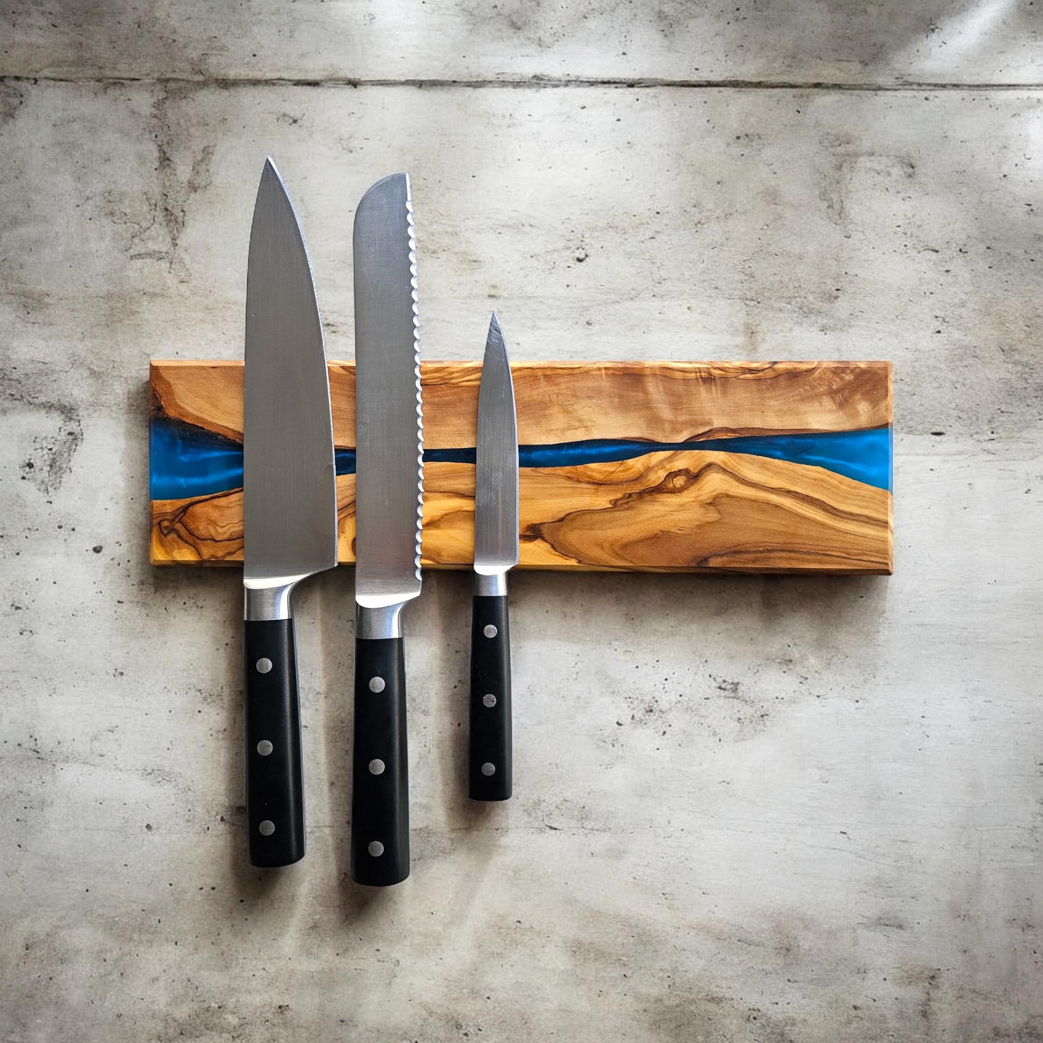 DYARI Handcrafted Olive Wood Resin Knife Holder – Elegant & Durable Kitchen Knife Organizer Stand, Unique Gift for Home Chefs, Eco-Friendly and Stylish Storage Solution (Blue Resin, 18 Inches)