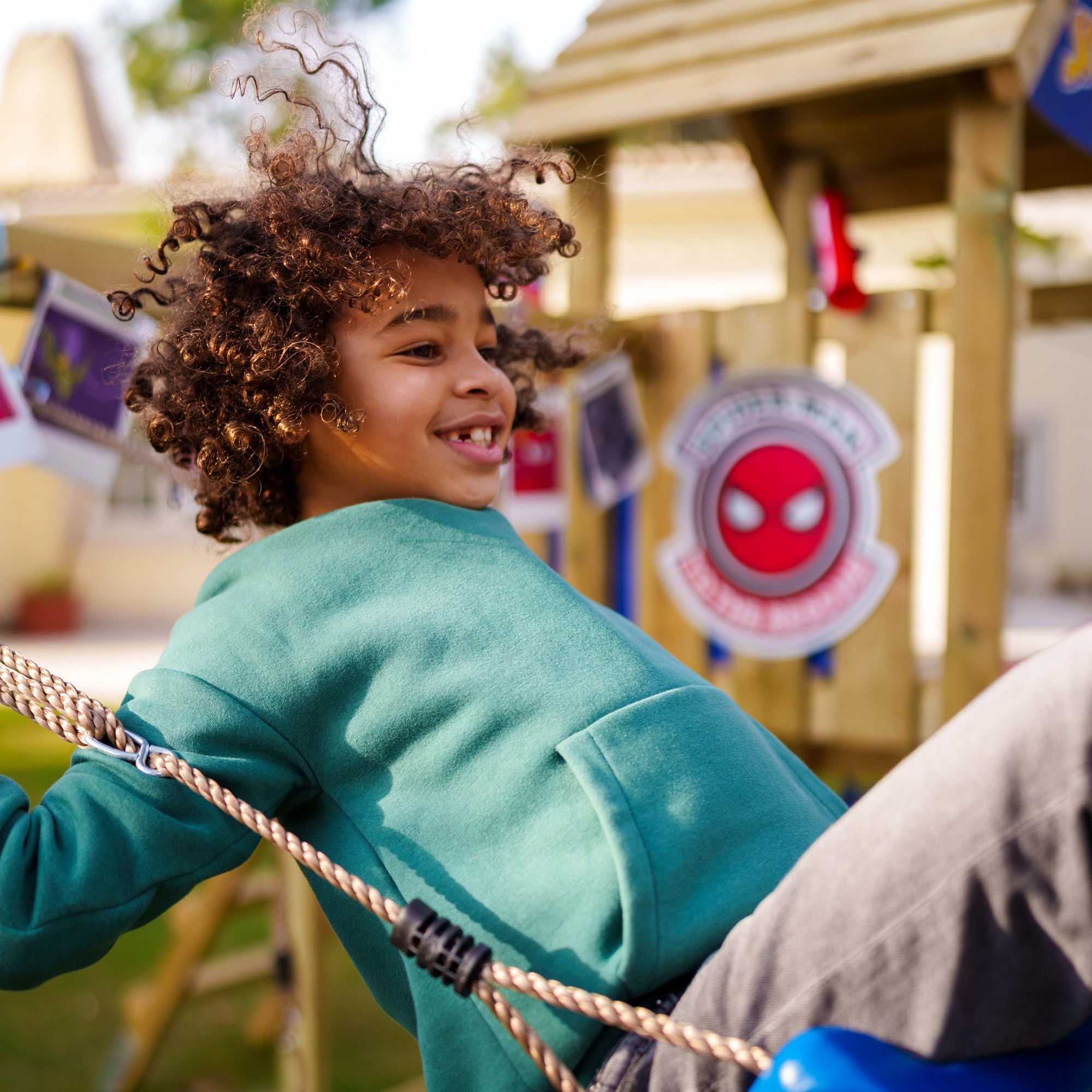 Marvel's Spider-Man Adventure Spielturm von Wickey - Klettergerüst, Kletterturm, Gartenspielgerät für Kinder - Outdoor Garten Spielplatz aus Holz mit Sandkasten