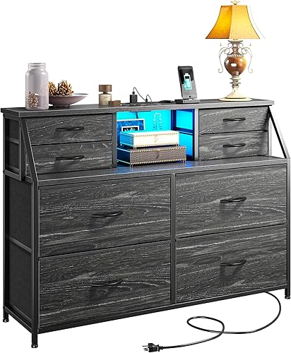 Cómoda de 8 cajones para dormitorio, cómodas de tela con estación de carga y luz LED, cómoda para pasillo, entrada, marco de metal resistente y
