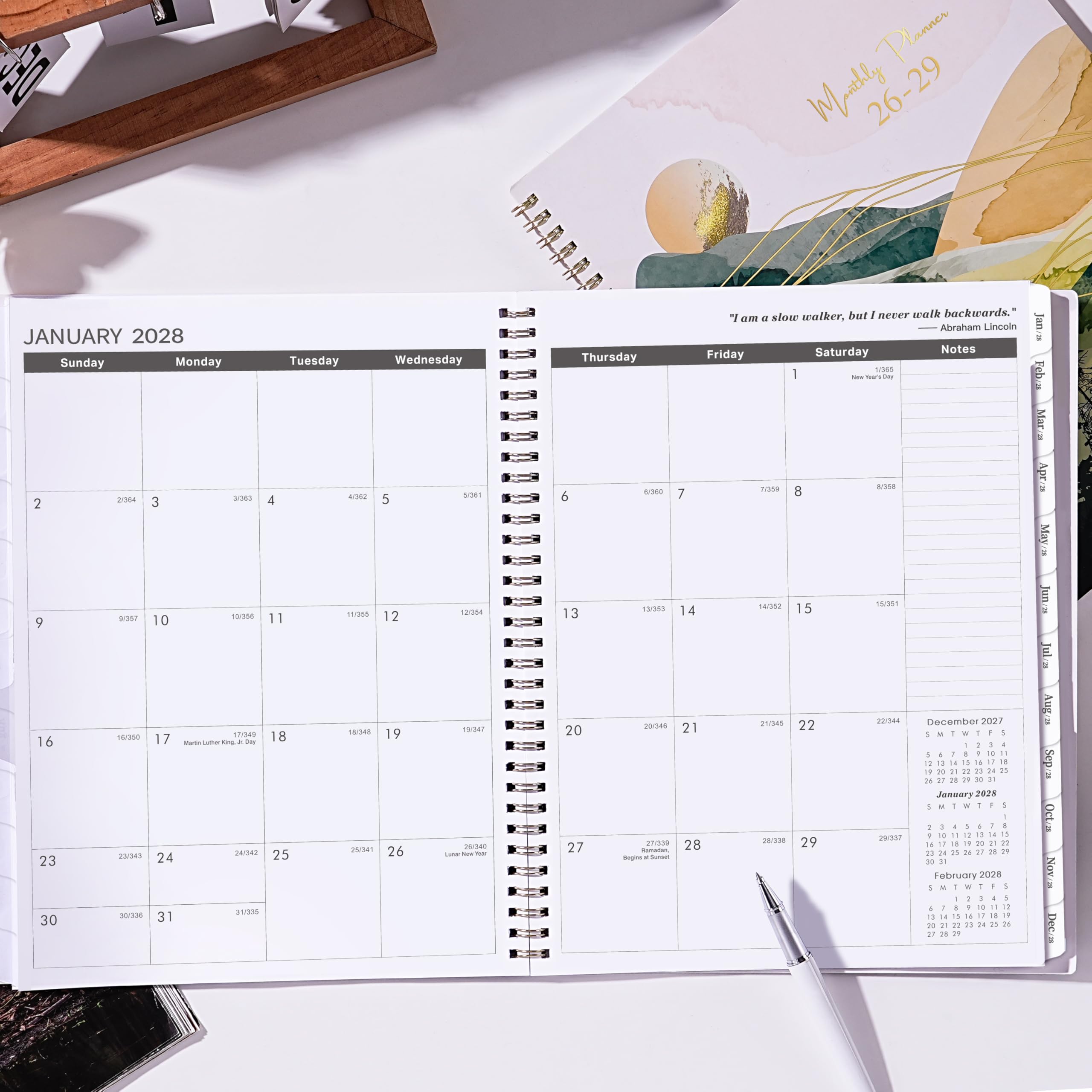 Monatskalender Planer 2026-2029 - 22,9 cm × 27,9 cm, großer 3-Jahres-Monatsplaner, Juli 2026 - Juni 2029, großer Kalender mit Register, Premium-Papier, Rücktaschen, stabiler Einband
