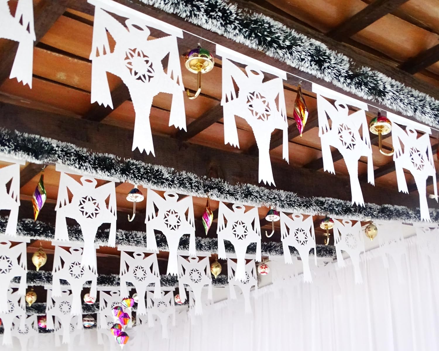 Christmas party decorations White Papel Picado Banners, Feliz Navidad Decor, Mexican Christmas Party Decorations 5 Pack|Tissue Paper