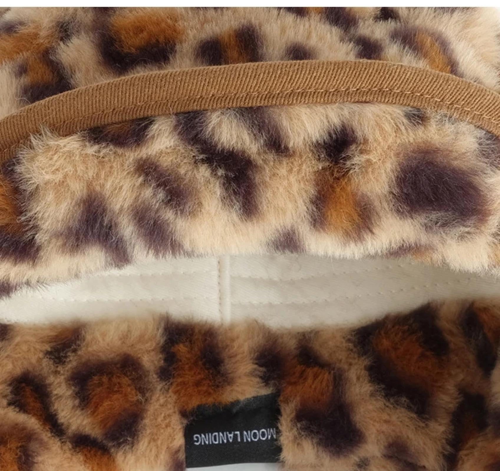 Czapki Czapki Skullies Czapki Beanie Leopard Print Bomber Czapki dla Kobiet Zimowe Pluszowe Pogrubione Ciepłe Pulower Czapka Koreańska Moda Ochrona uszu Czapka Narciarstwo Kapelusze Pilota