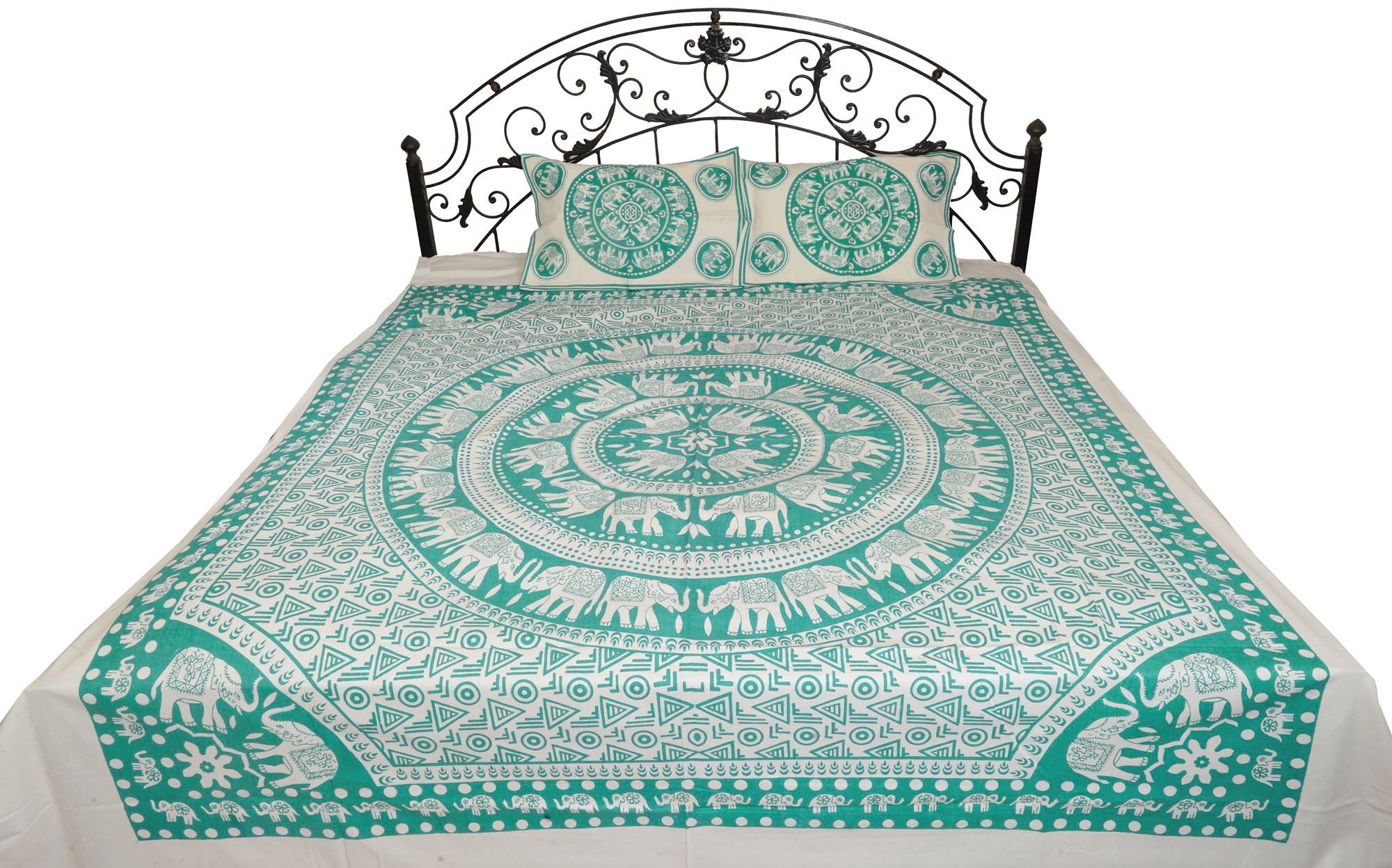 Drap en coton vert porcelaine imprimé éléphants pour une chambre style ethnique chic