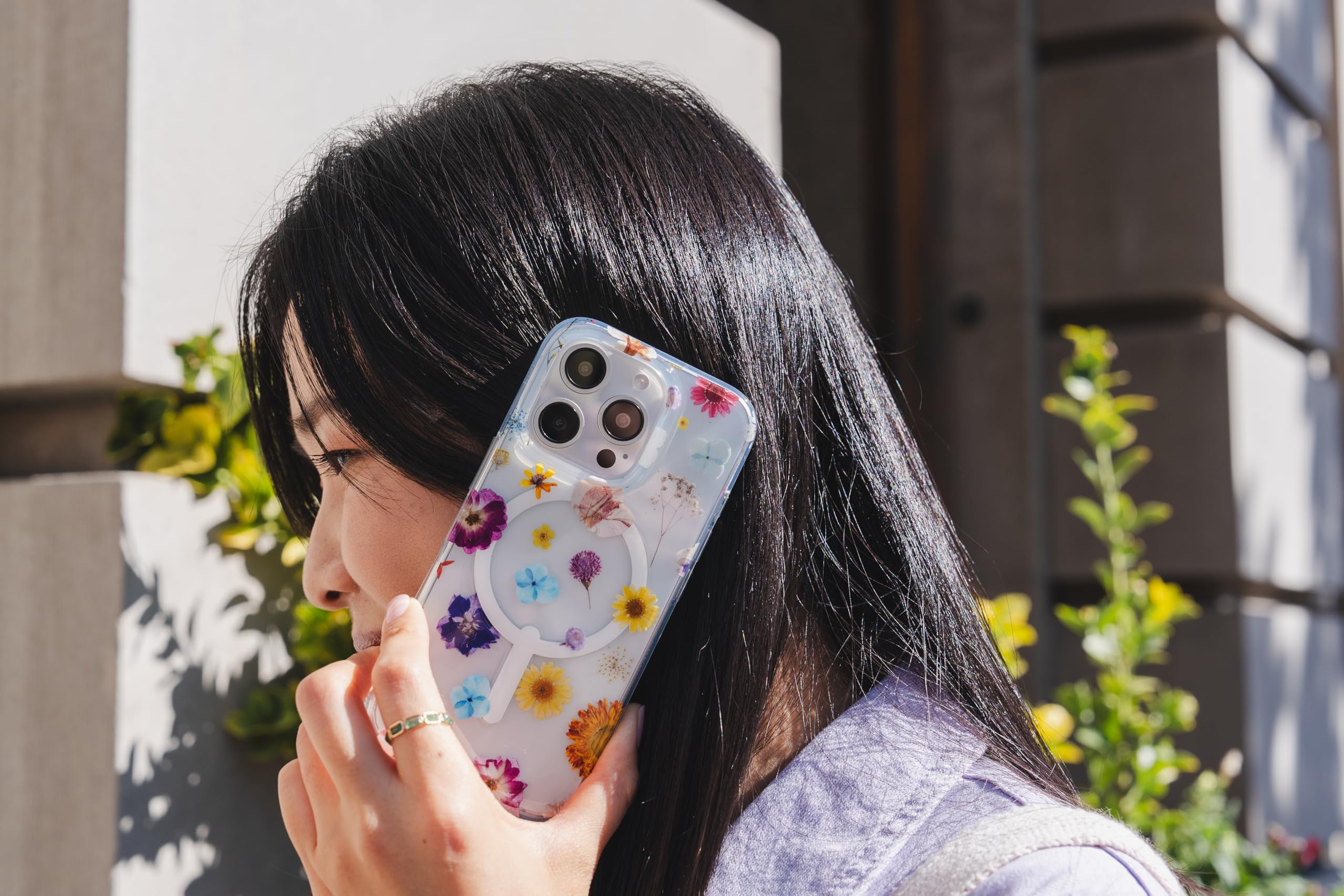 スマホアクセサリー DECO depuis 1985 3D FLOWER MALTI CHAIN Amazon.com: ZAGG Milan Snap Case for iPhone 16 Pro - Floral Design