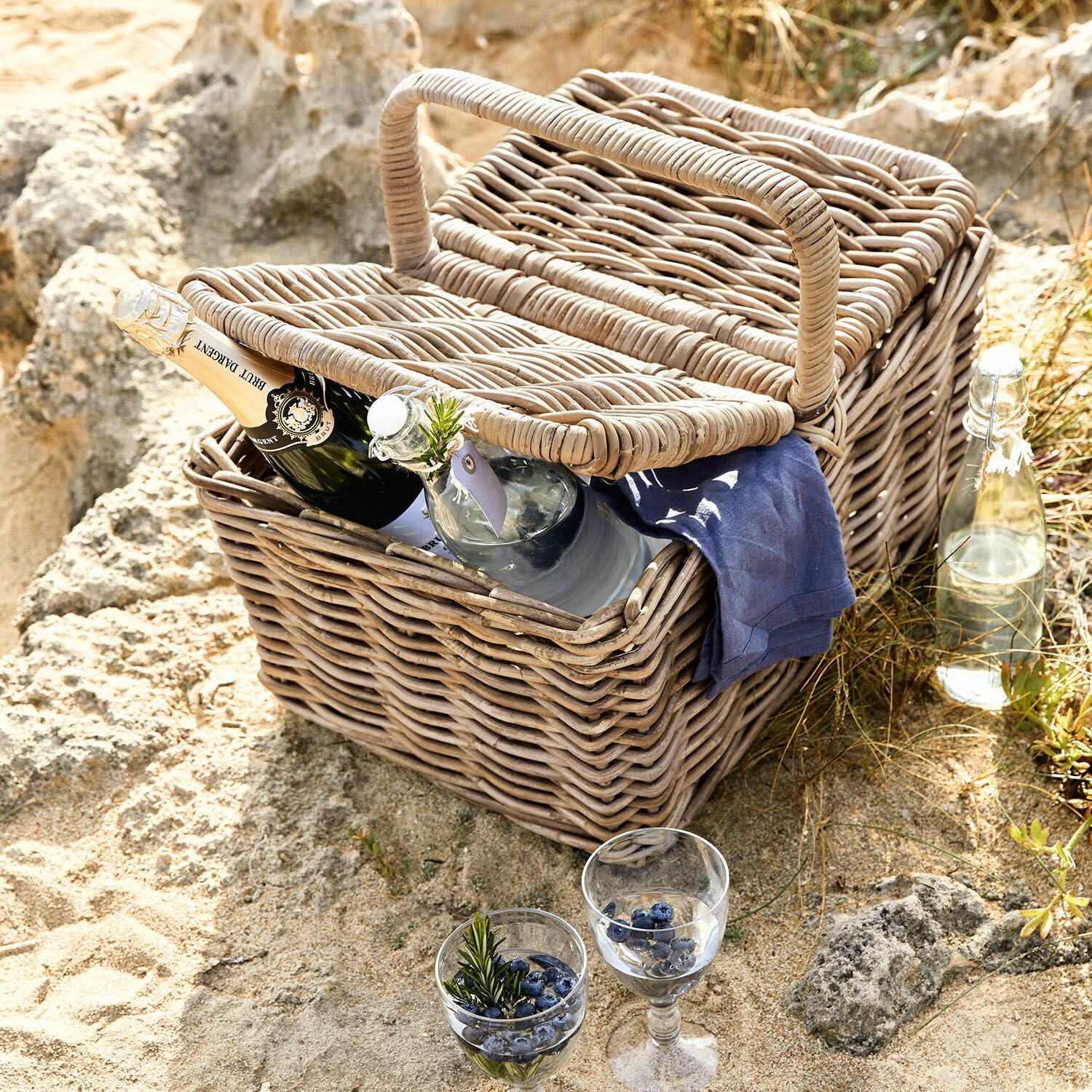 Loberon Mandeure Panier - pour Les Courses et Les Pique-niques - Tressé à la Main, Marron