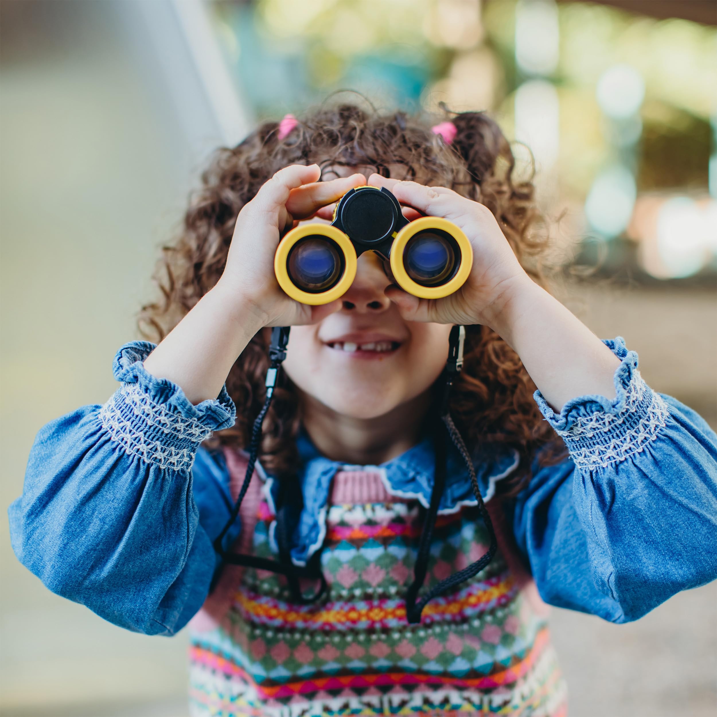 National Geographic Binocolo per bambini 7 x 30, binocolo robusto per osservazione della natura, con tracolla, borsa e ingrandimento 7x, ideale per campeggio e osservazioni sul campo | Ingrandimento 7x, obiettivi 30 mm, per occhiali, distanza interpupilla
