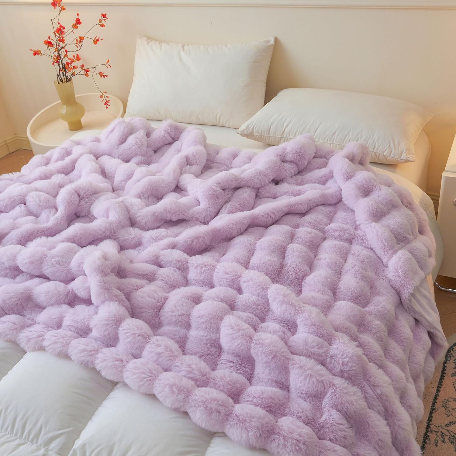 LIFEREVO Fluffy Faux Rabbit Fur Bubble Throw, Plush Shaggy Blanket for Couch Sofa Chair, Soft Cute Furry Light Purple Blanket Adult Kids Girls, Fuzzy Lap Throw for Bedroom Living Room, 50x60, Lavender - Image 6