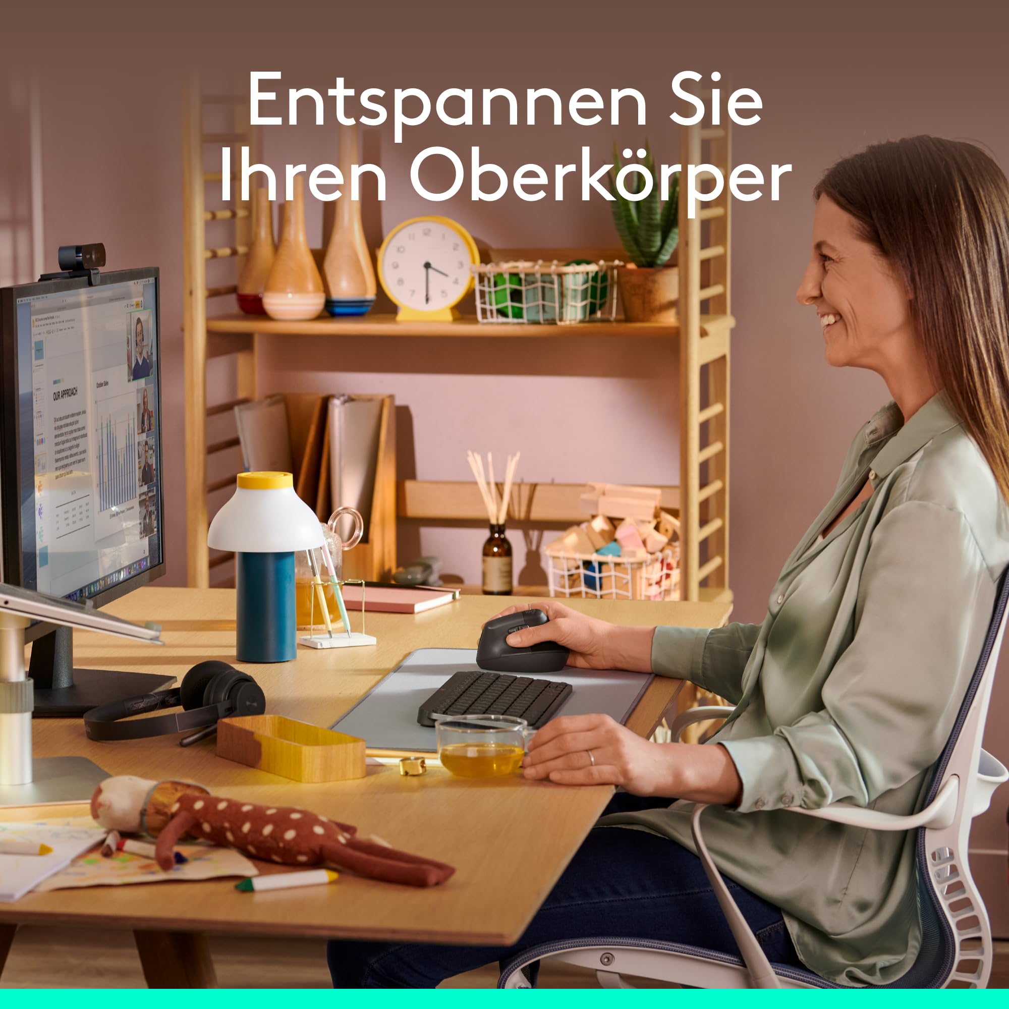 Logitech Lift Vertikale Ergonomische Maus, Kabellos, Bluetooth oder Logi Bolt USB-Empfänger, Leise Klicks, 4 Tasten, Kompatibel mit Windows/macOS/iPadOS, Laptop, PC - Grau