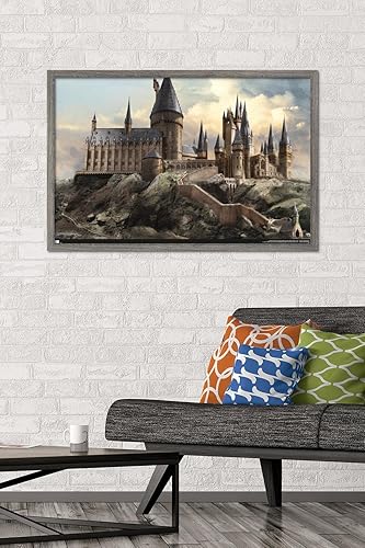 Vista 53 de Trends International The Wizarding World: Harry Potter - Póster de pared de Hogwarts at Sunrise, 22.375 x 34 pulgadas, versión premium sin marco