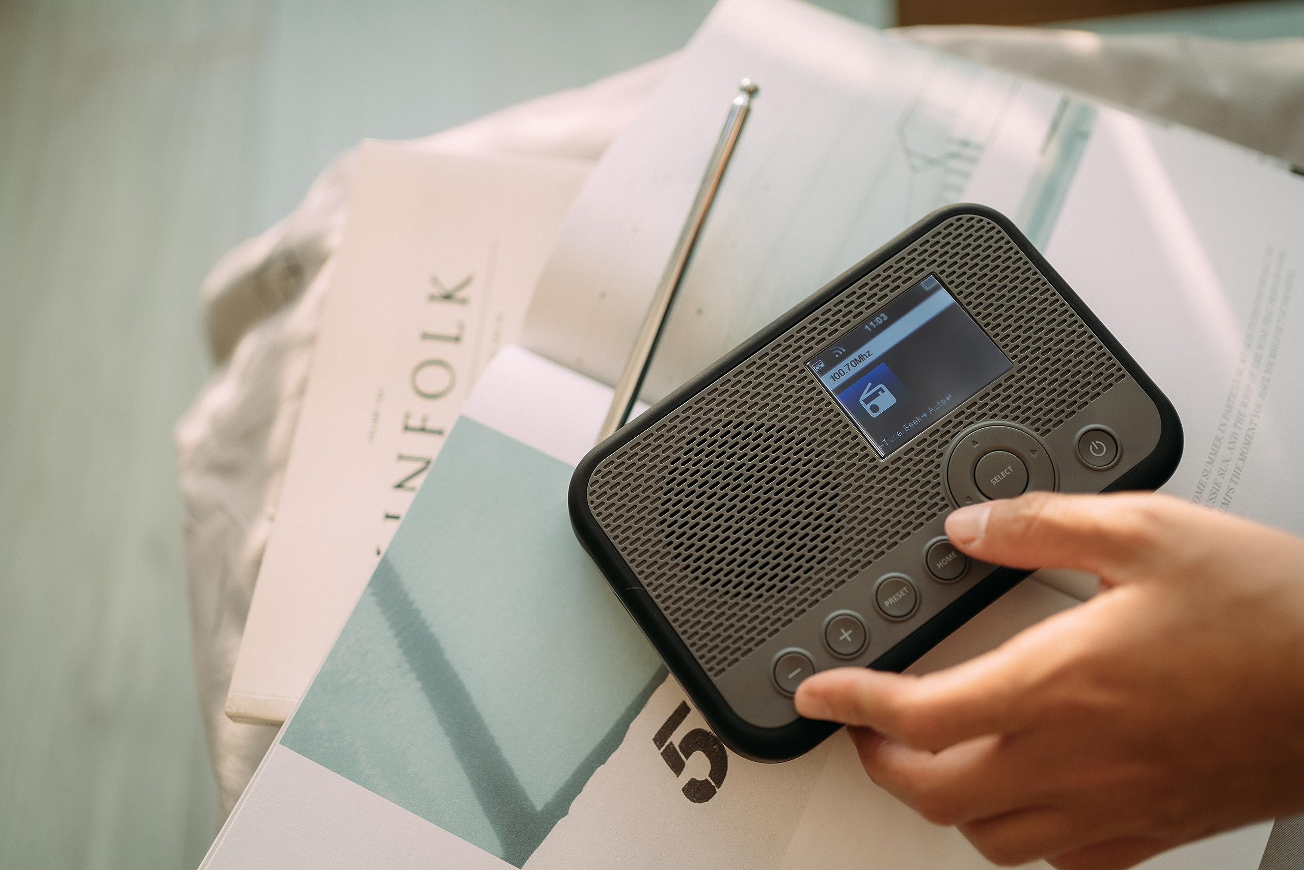 Radio Internet Portable Numérique WFR-39 Gris Noir - DAB+ FM-RDS Avec Application Contrôle