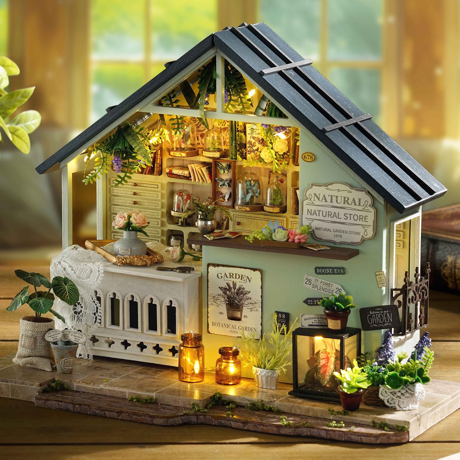 CUTEROOM Casa de muñecas en miniatura de madera DIY – Kit creativo de casa en miniatura para adultos, perfecto como decoración del hogar (estudio de plantas verdes)