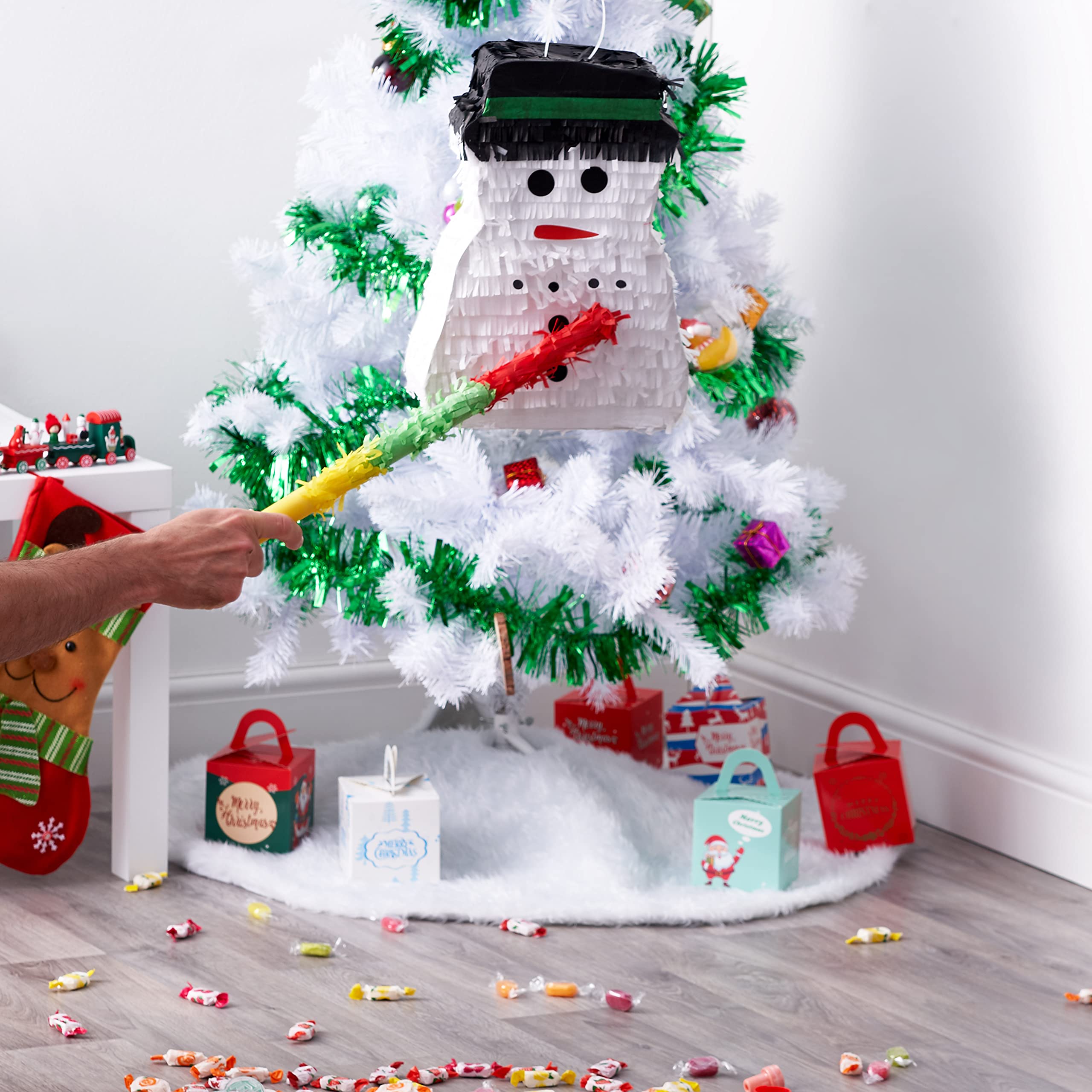 THE TWIDDLERS Schneemann Piñata zum Befüllen mit Spielzeug, Mitgebsel - mit Stock & Augenbinde