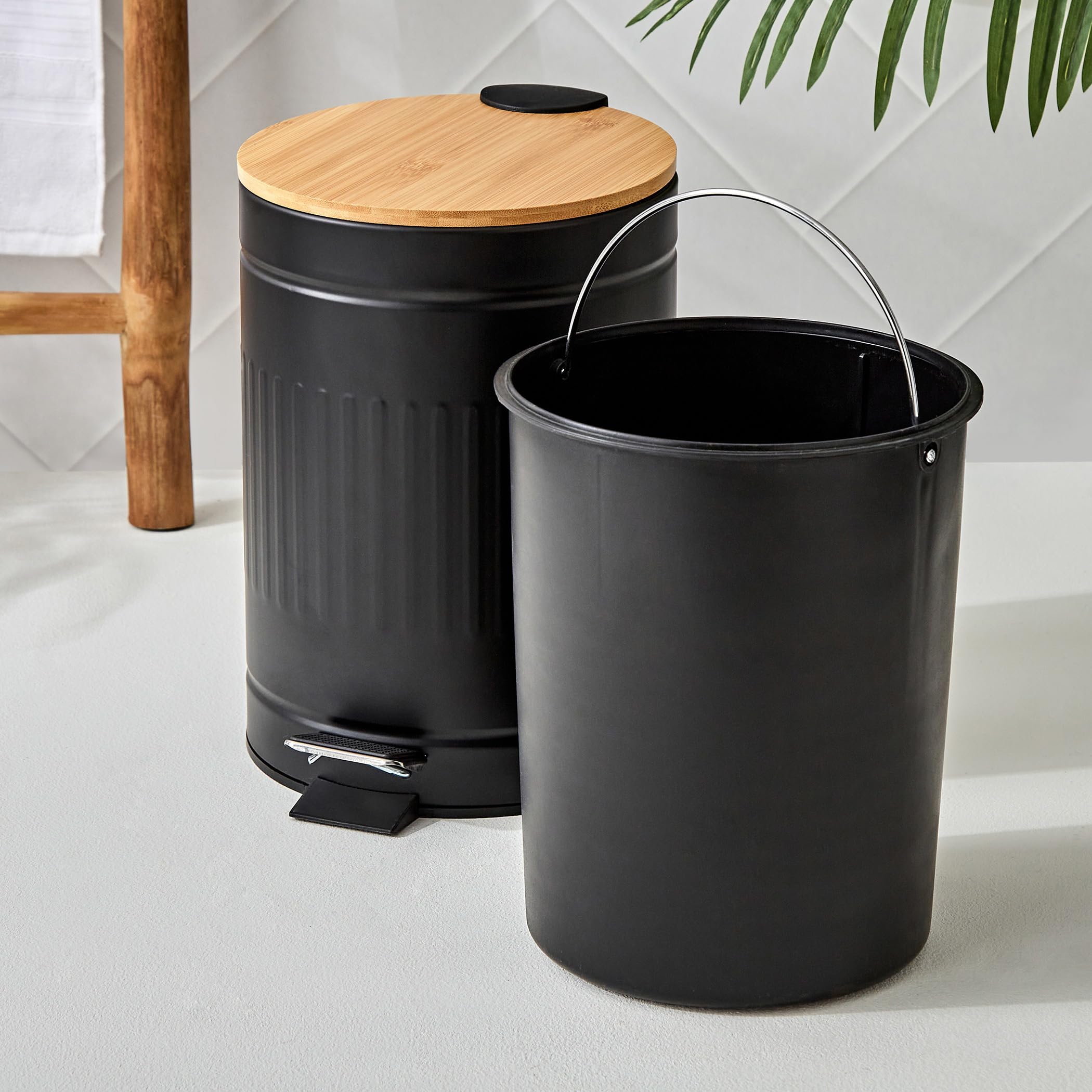 Home Centre Sedona Flute Metal Pedal Waste Bin with Bamboo Lid - 7L 2