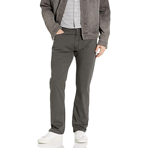 Lee Men’s Performance Series Extreme Motion Athletic Fit Tapered Leg Jean