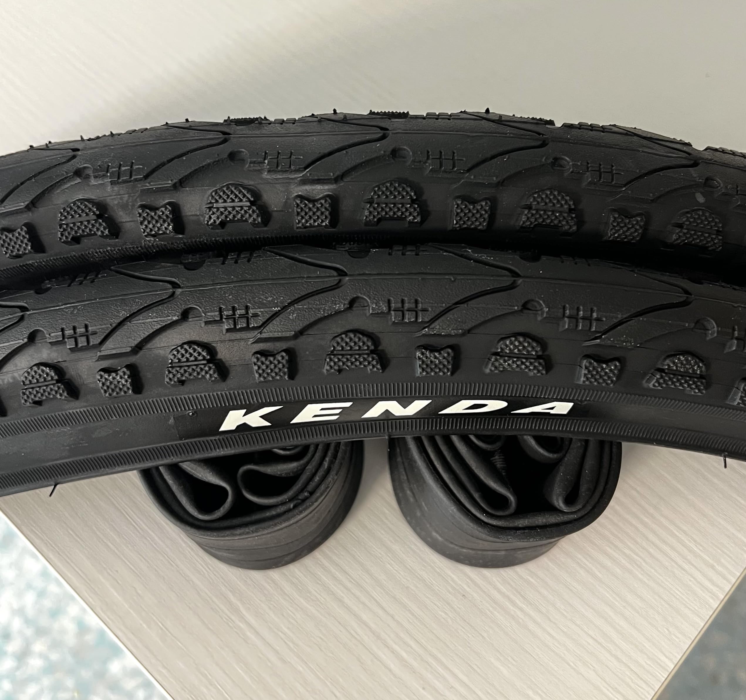 2 COPERTONI NERI KENDA 26 X 1.75 (47-559) + CAMERE D'ARIA PNEUMATICI STRADALI PER MTB MOUNTAIN BIKE BICICLETTA SLICK