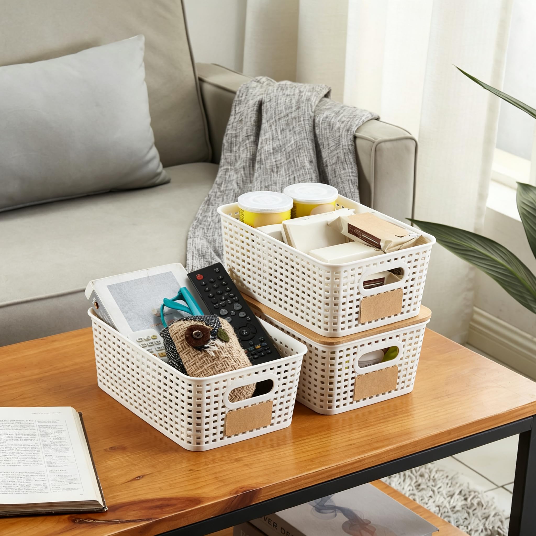 Sagittar Lot de 6 boîtes de rangement avec couvercle en bambou, panier de rangement en plastique imitation rotin, boîtes de rangement empilables, organisateur idéal pour bureau, garde-robe (Blanc)