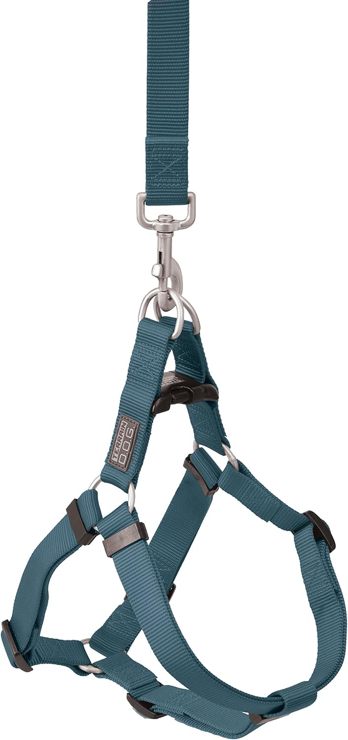 Terrain D.O.G. Nylon Dog Harness Red, Medium, 16-25 inch Girth Size