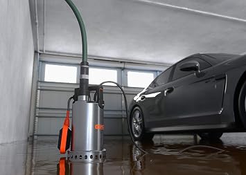 BLACK+DECKER BXUP750XCE Tauchpumpe für Klarwasser (750 W, max. Förderleistung 11.000 l/h, max. Förderhöhe 8,5 m)