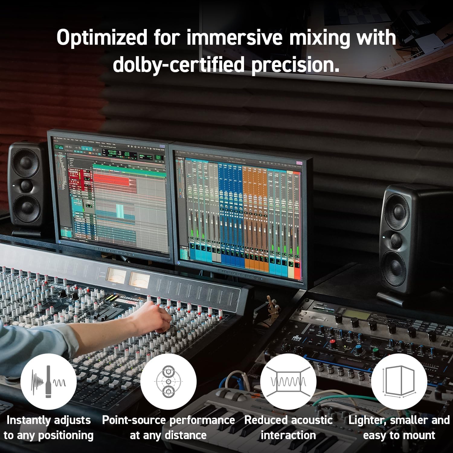 IK Multimedia iLoud MTM MKII - Paire de moniteurs de studio compacts haut de gamme de nouvelle génération avec correction ARC intégrée, émulation de haut-parleur, 100W. Micro ARC inclus. Noir