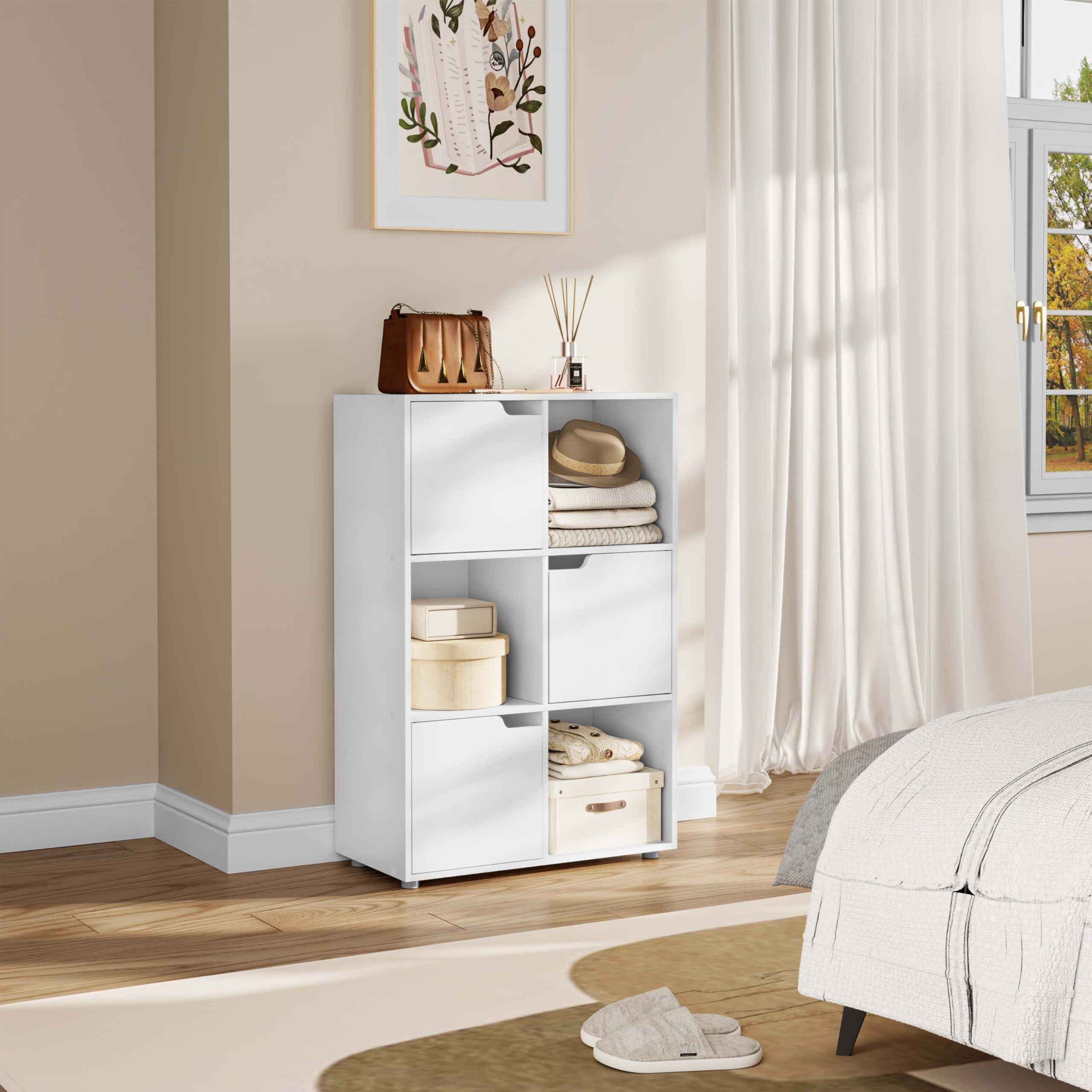 WOLTU Bücherregal mit 3 Türen und 6 Fächer, 59,6 x 91 x 29 cm (B x H x T)