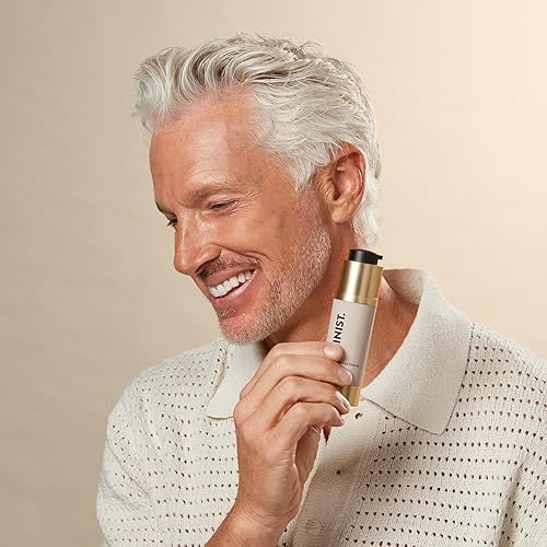 Miniatura 3 de El suero reafirmante de ácido hialurónico y retinol The Overachiever - Fórmula nocturna antienvejecimiento e hidratante